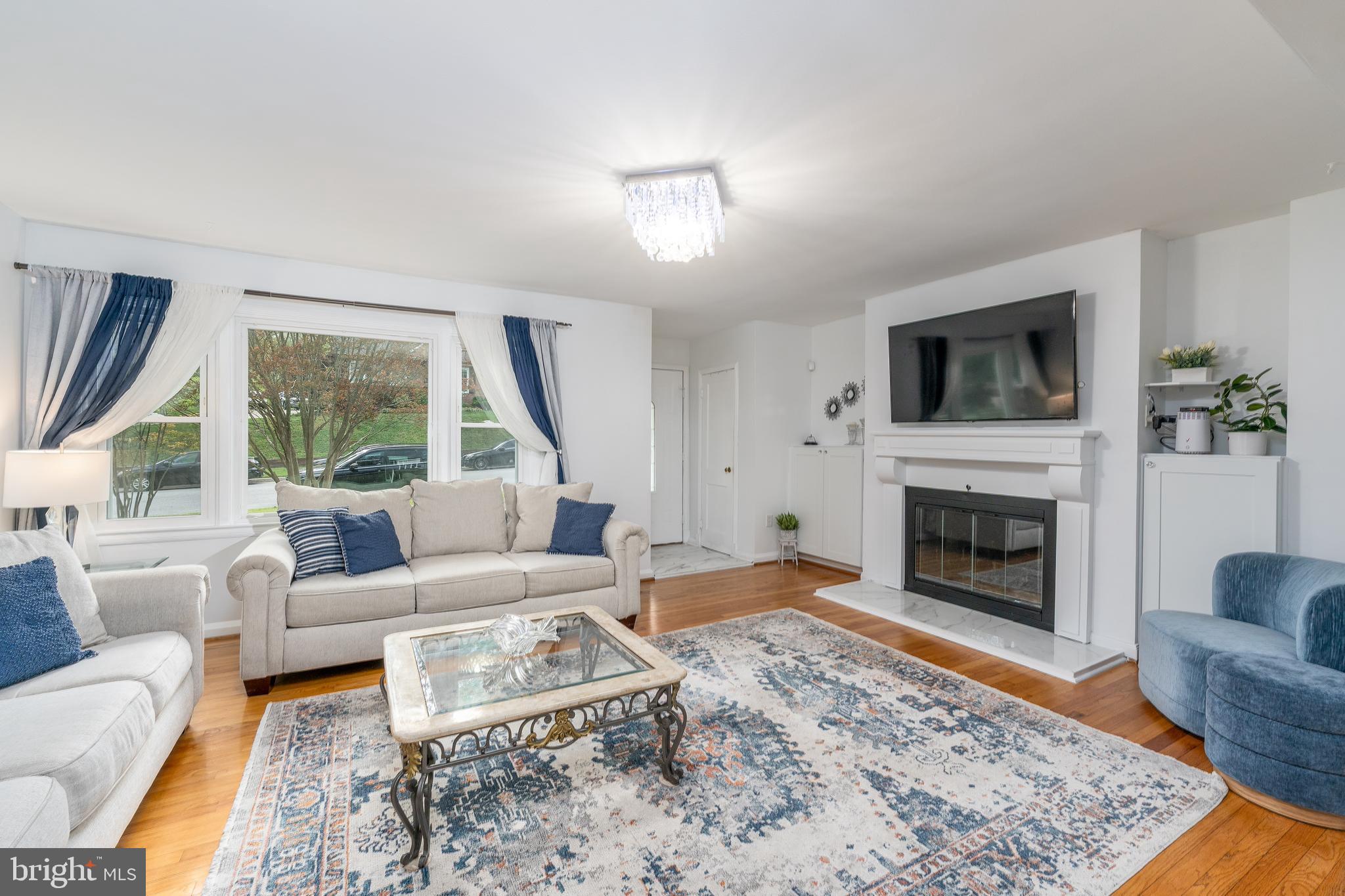 GLENDALE - Residential