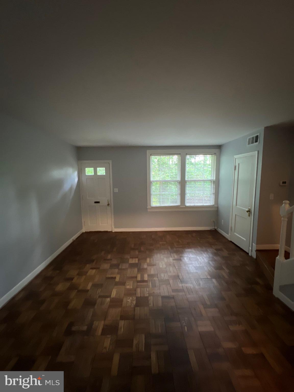 ARLINGTON VILLAGE - Residential Lease