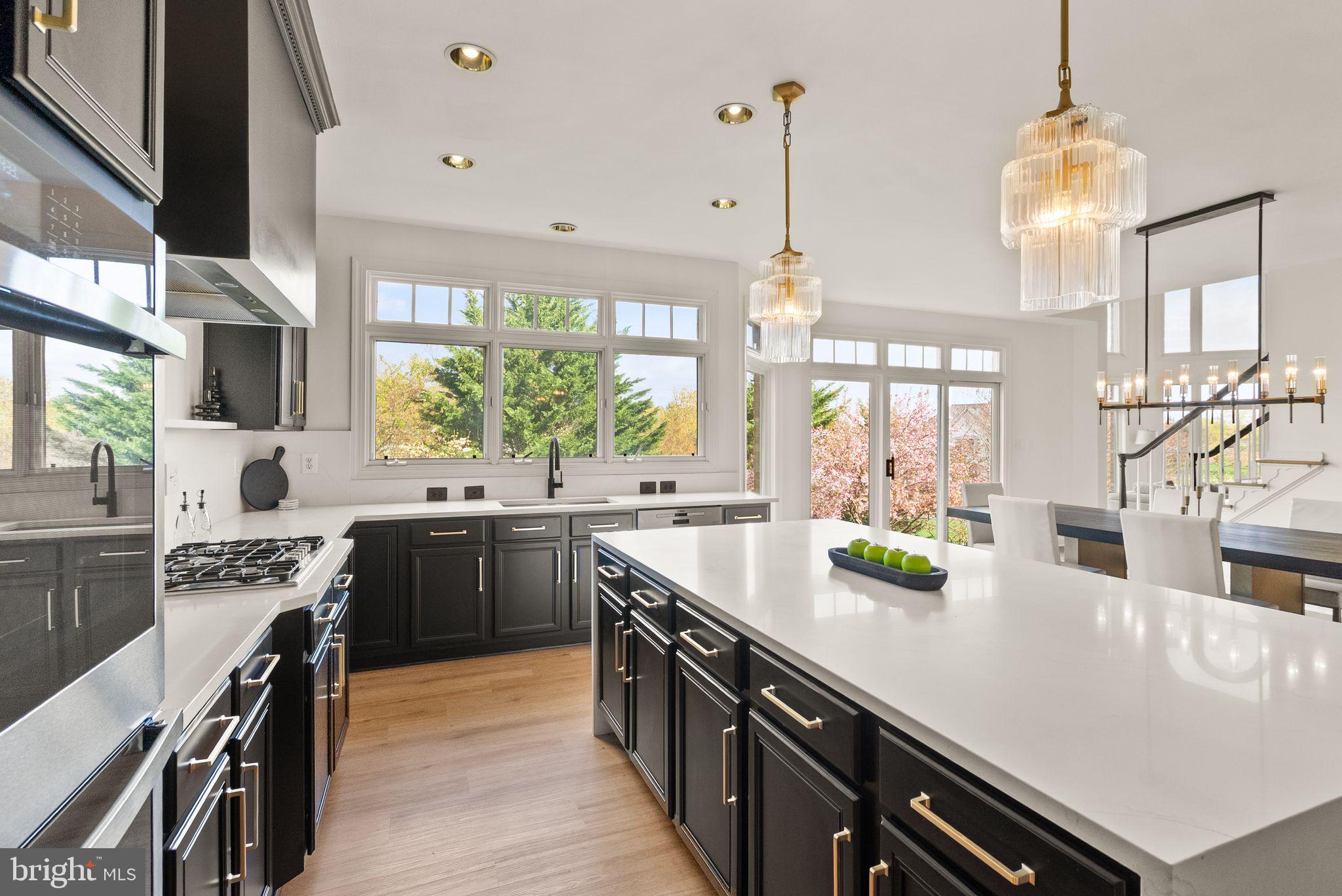 RIVER CREEK - Residential