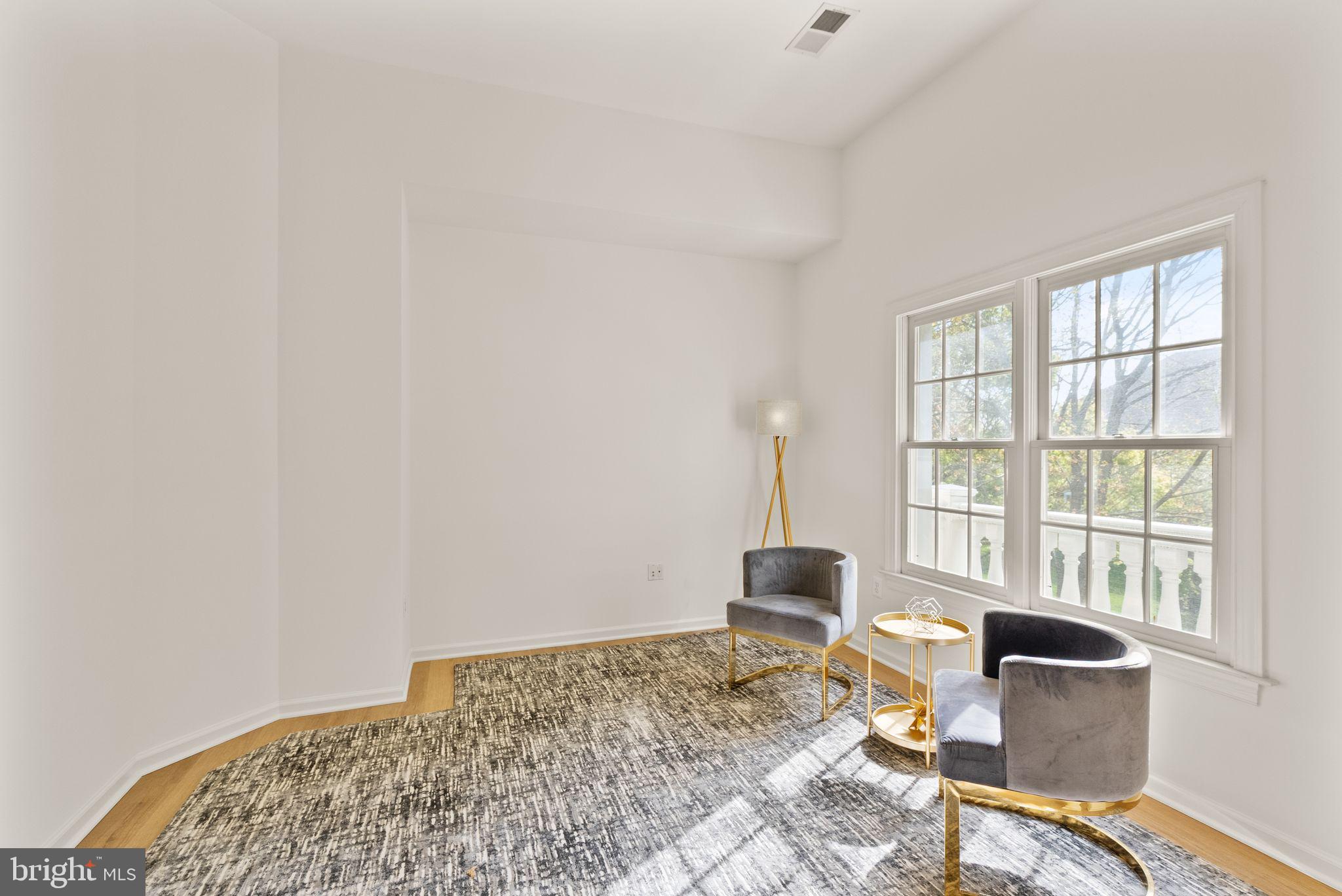 RIVER CREEK - Residential