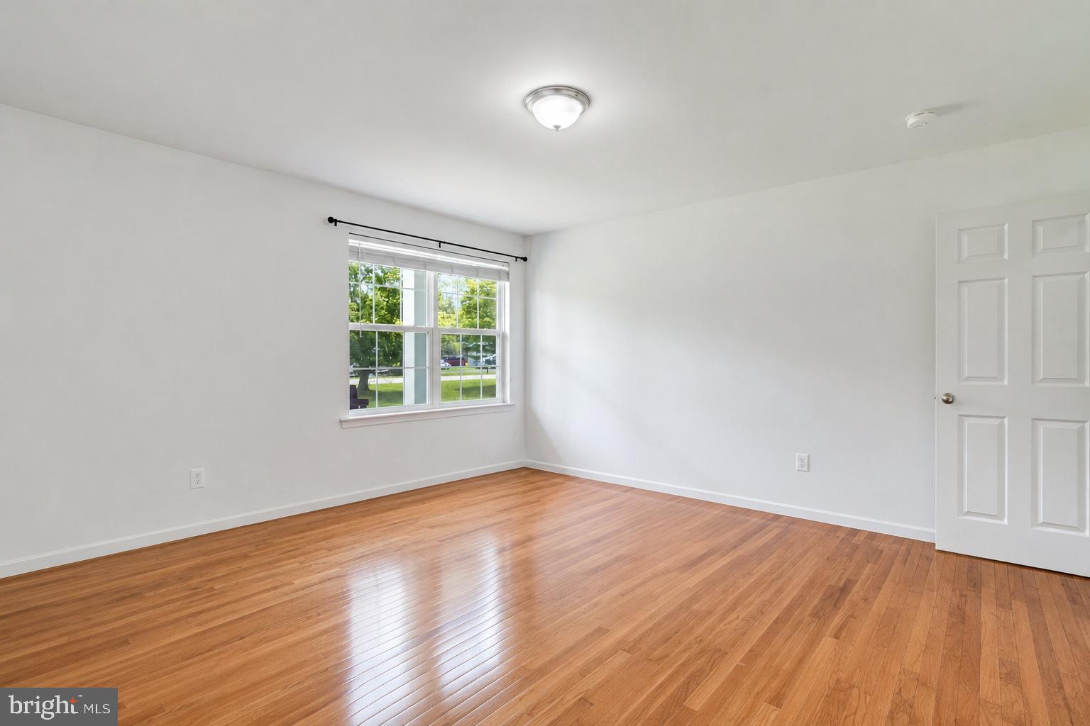 BROOK HOLLAND ESTATES - Residential