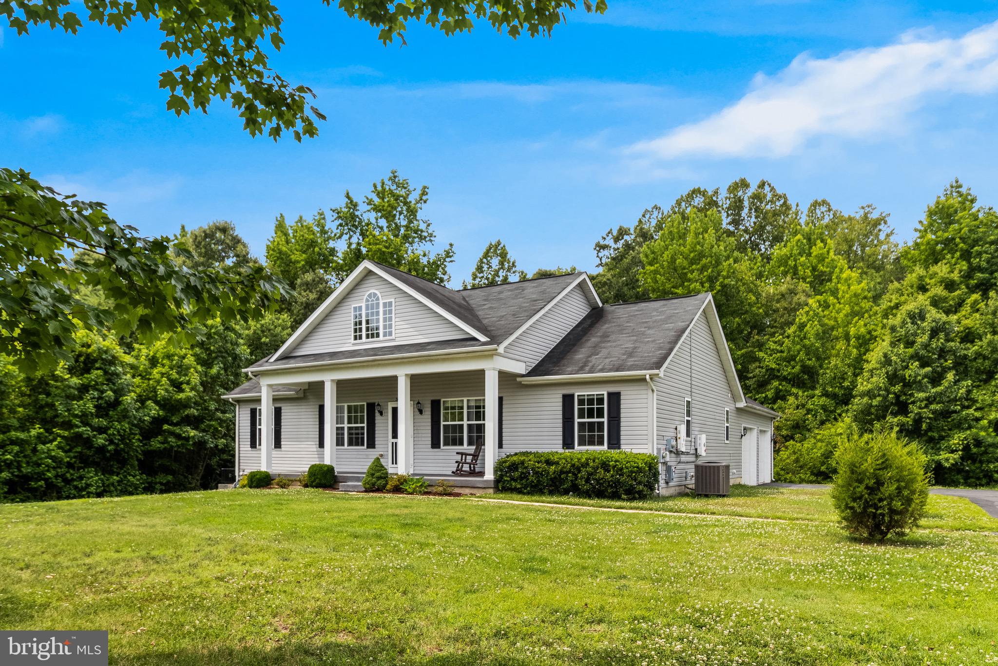 BROOK HOLLAND ESTATES - Residential