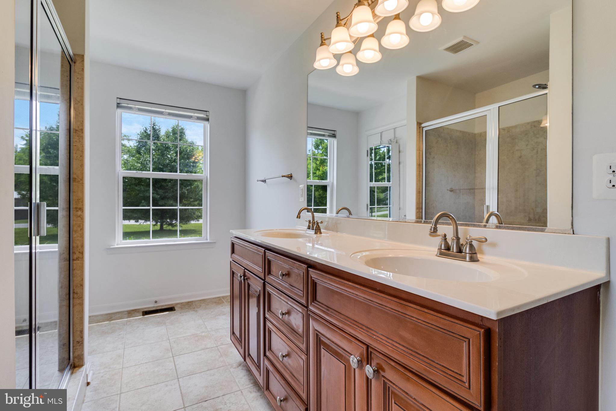 BROOK HOLLAND ESTATES - Residential