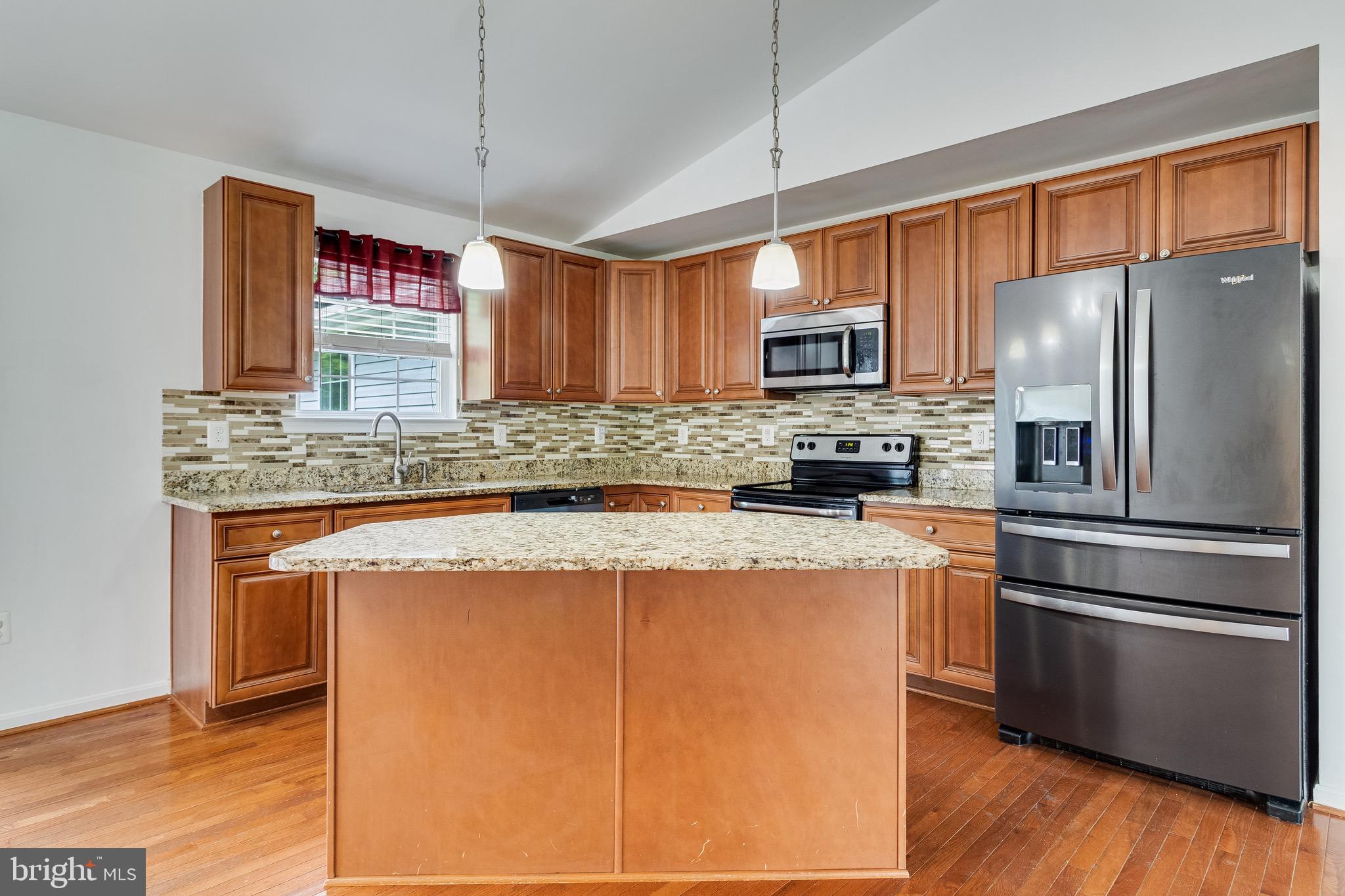 BROOK HOLLAND ESTATES - Residential