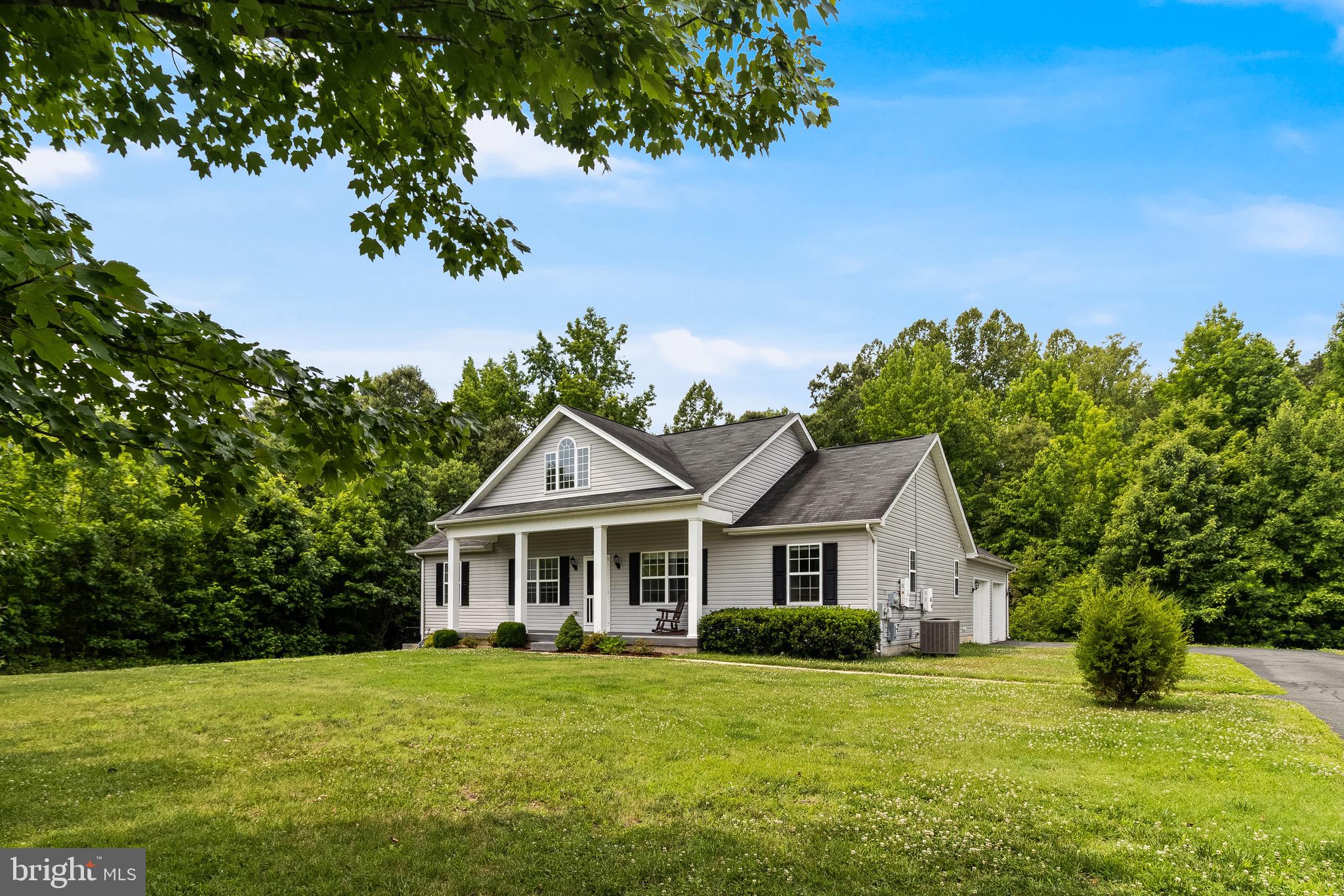 BROOK HOLLAND ESTATES - Residential
