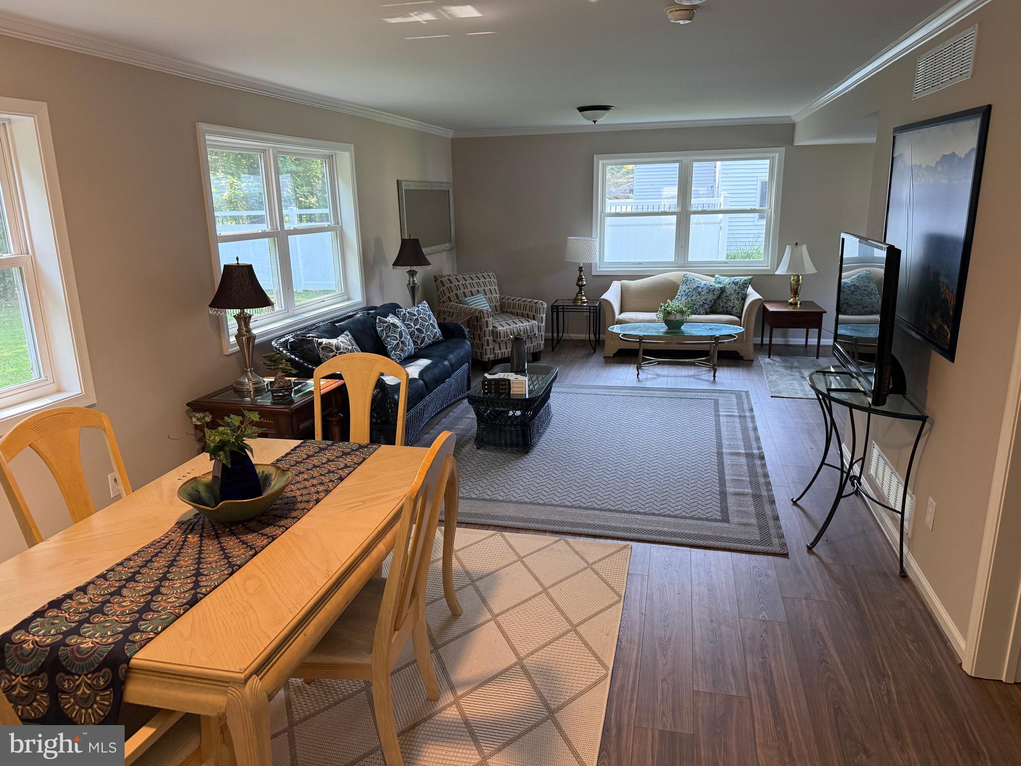 WRANGLE HILL ESTATES - Residential