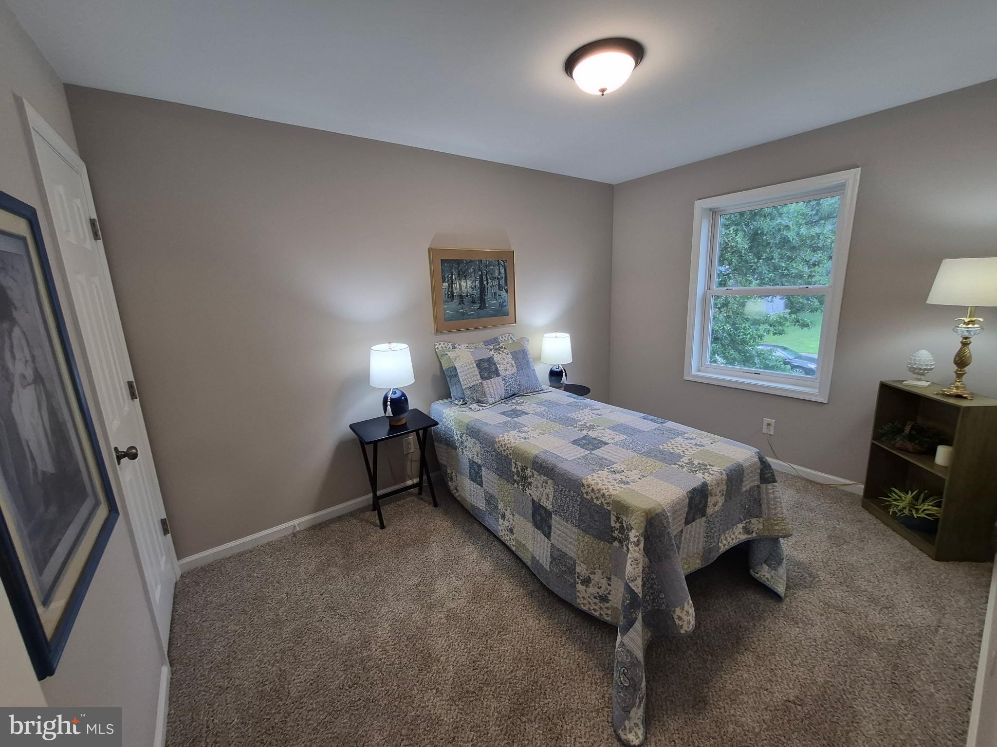 WRANGLE HILL ESTATES - Residential
