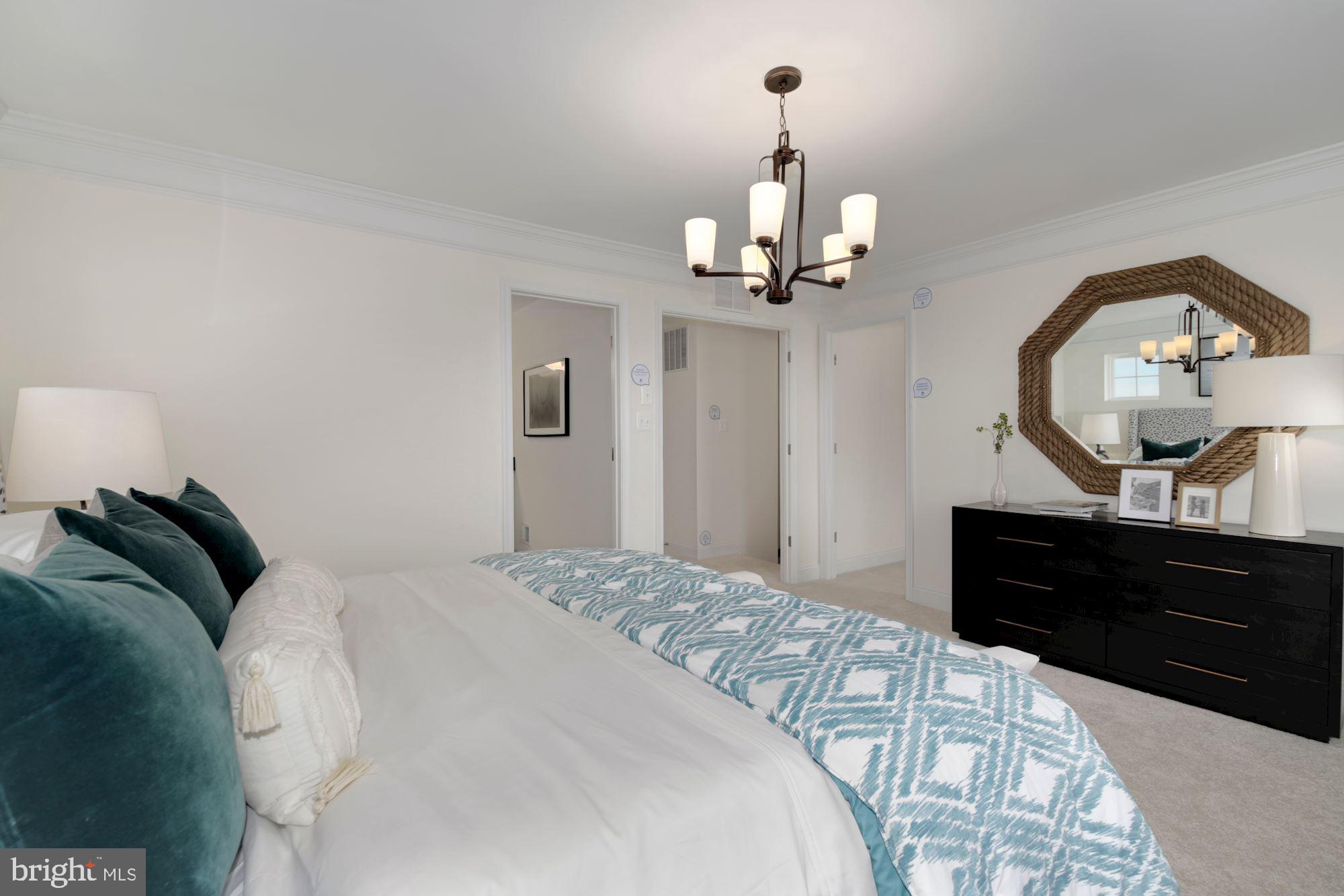 PLANTATION LAKES - Residential