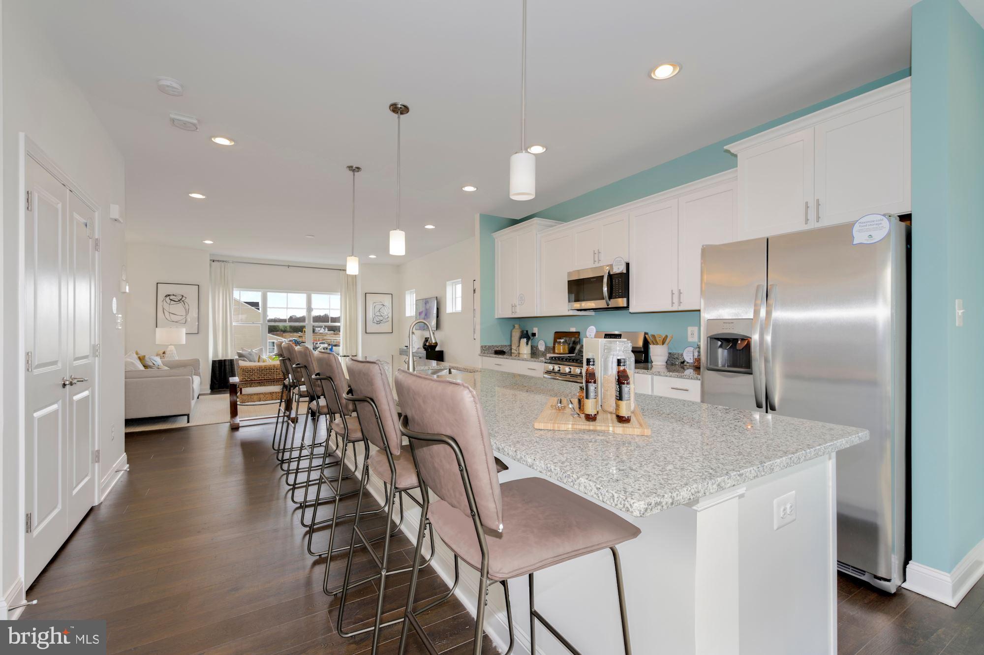 PLANTATION LAKES - Residential
