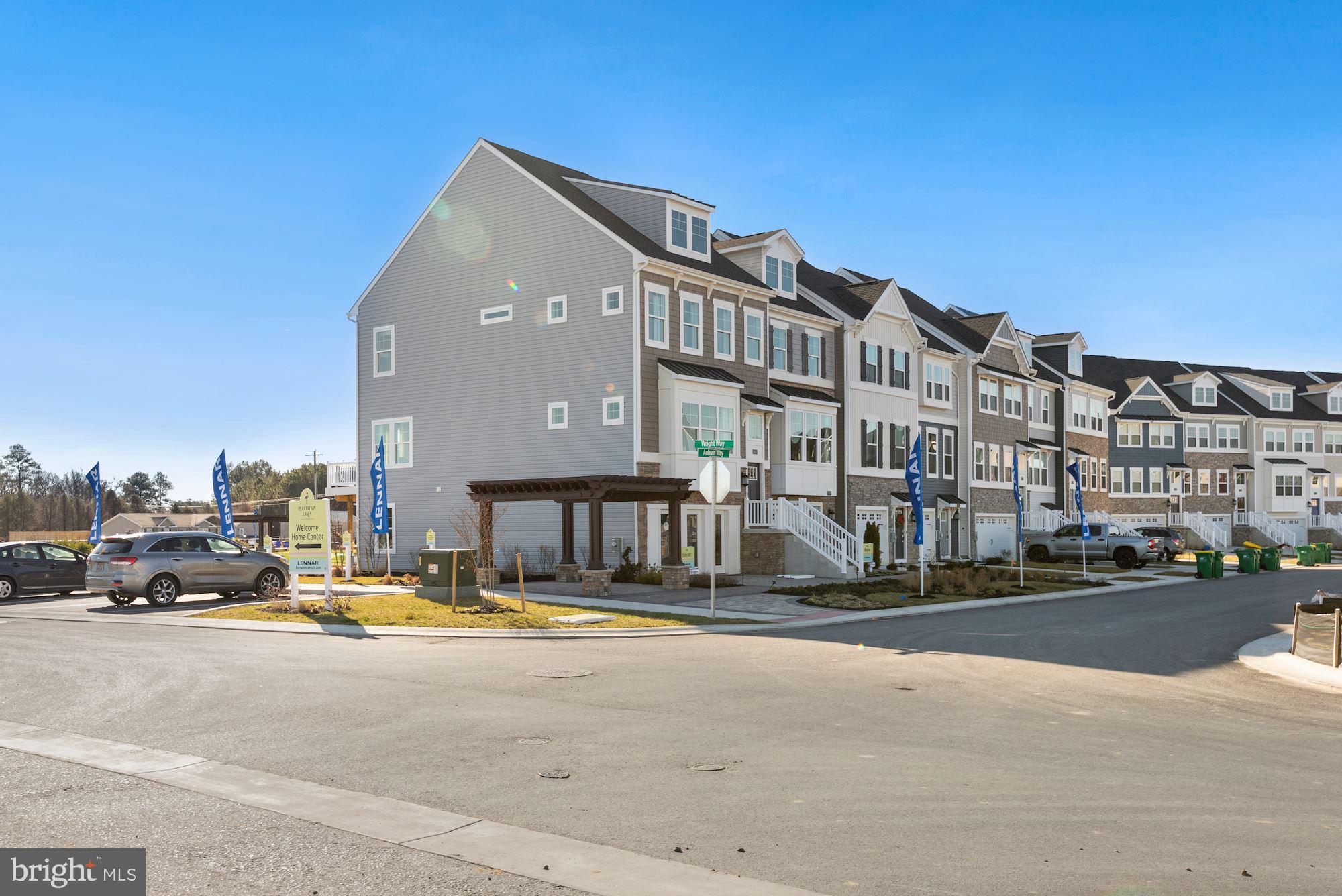 PLANTATION LAKES - Residential