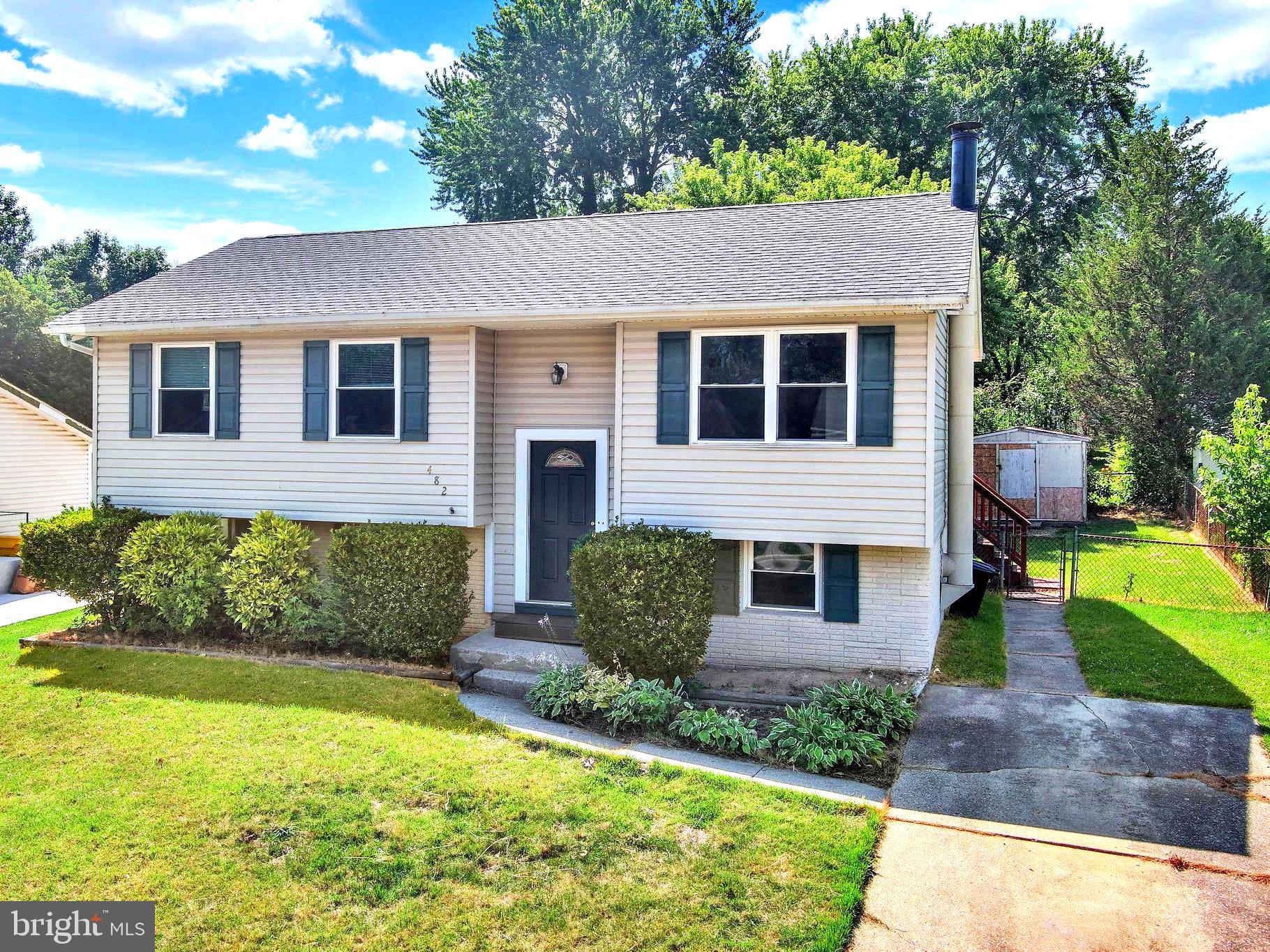 VILLAGE OF OLDE MILL - Residential