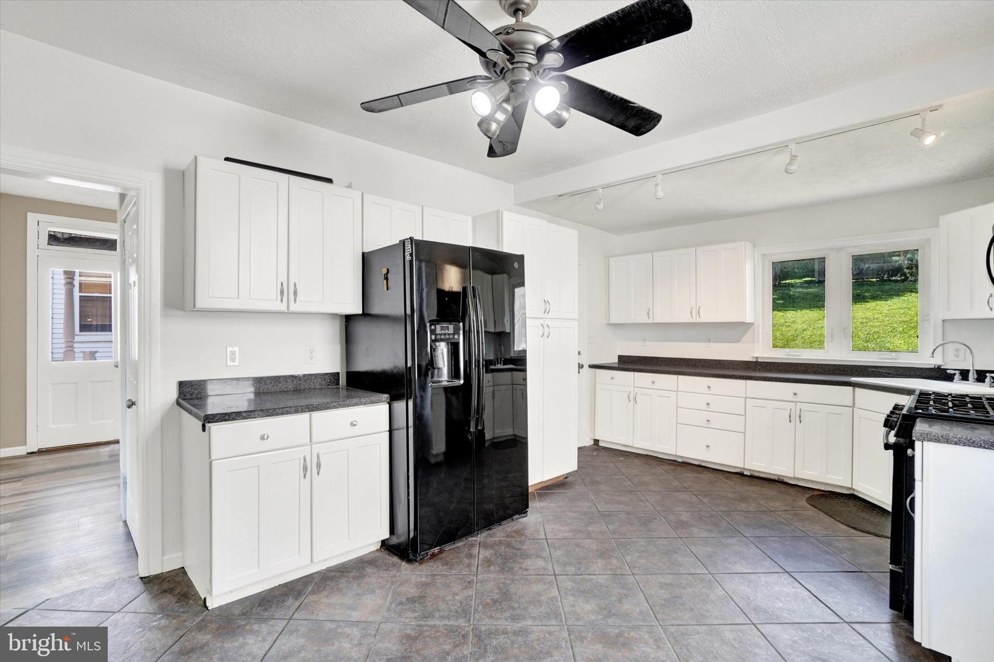 GLEN ROCK BORO - Residential