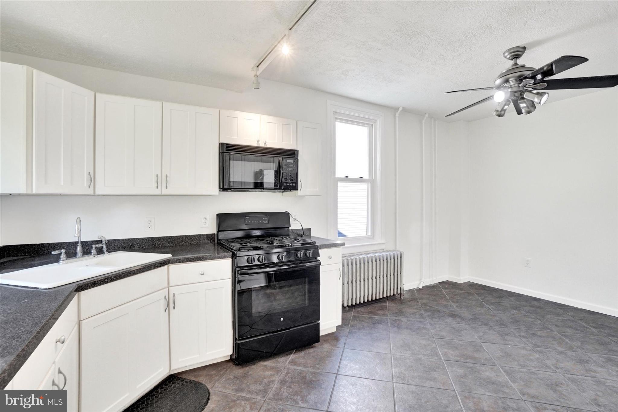 GLEN ROCK BORO - Residential