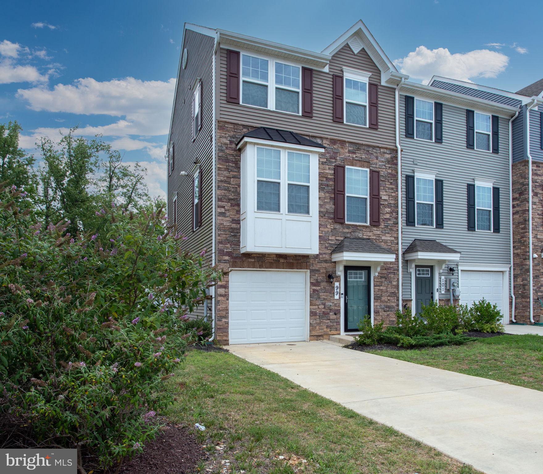 ANCHOR POINT - Residential