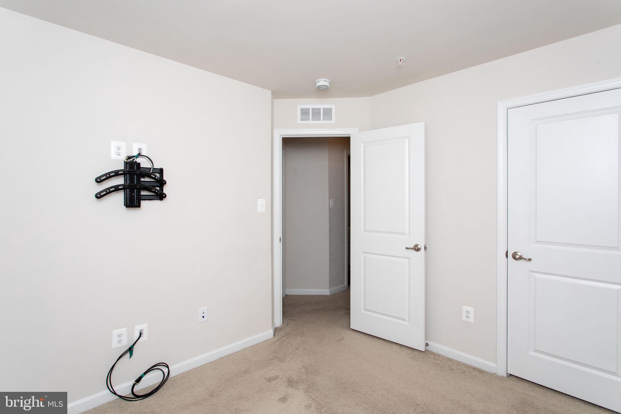 ANCHOR POINT - Residential