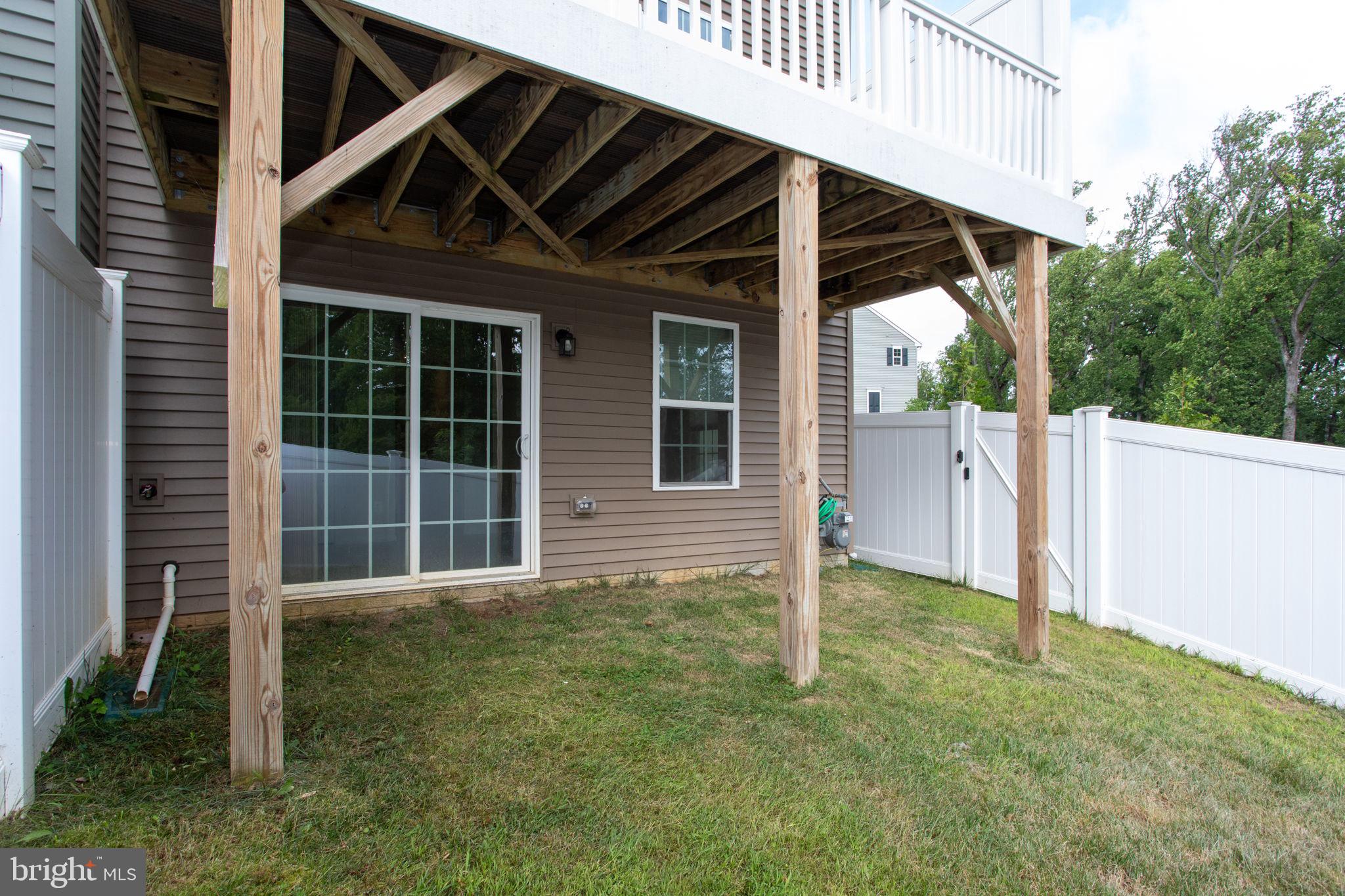 ANCHOR POINT - Residential