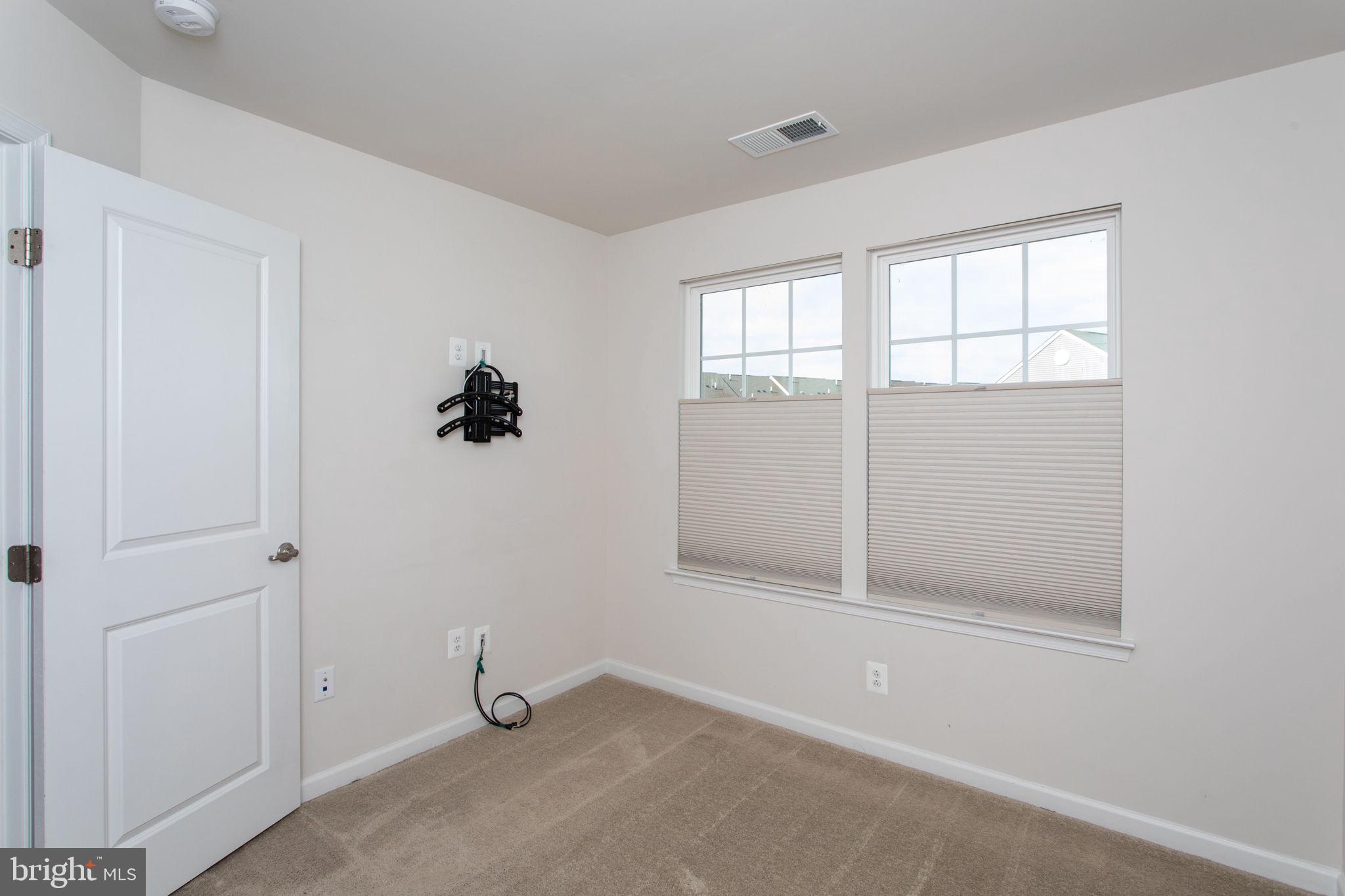 ANCHOR POINT - Residential