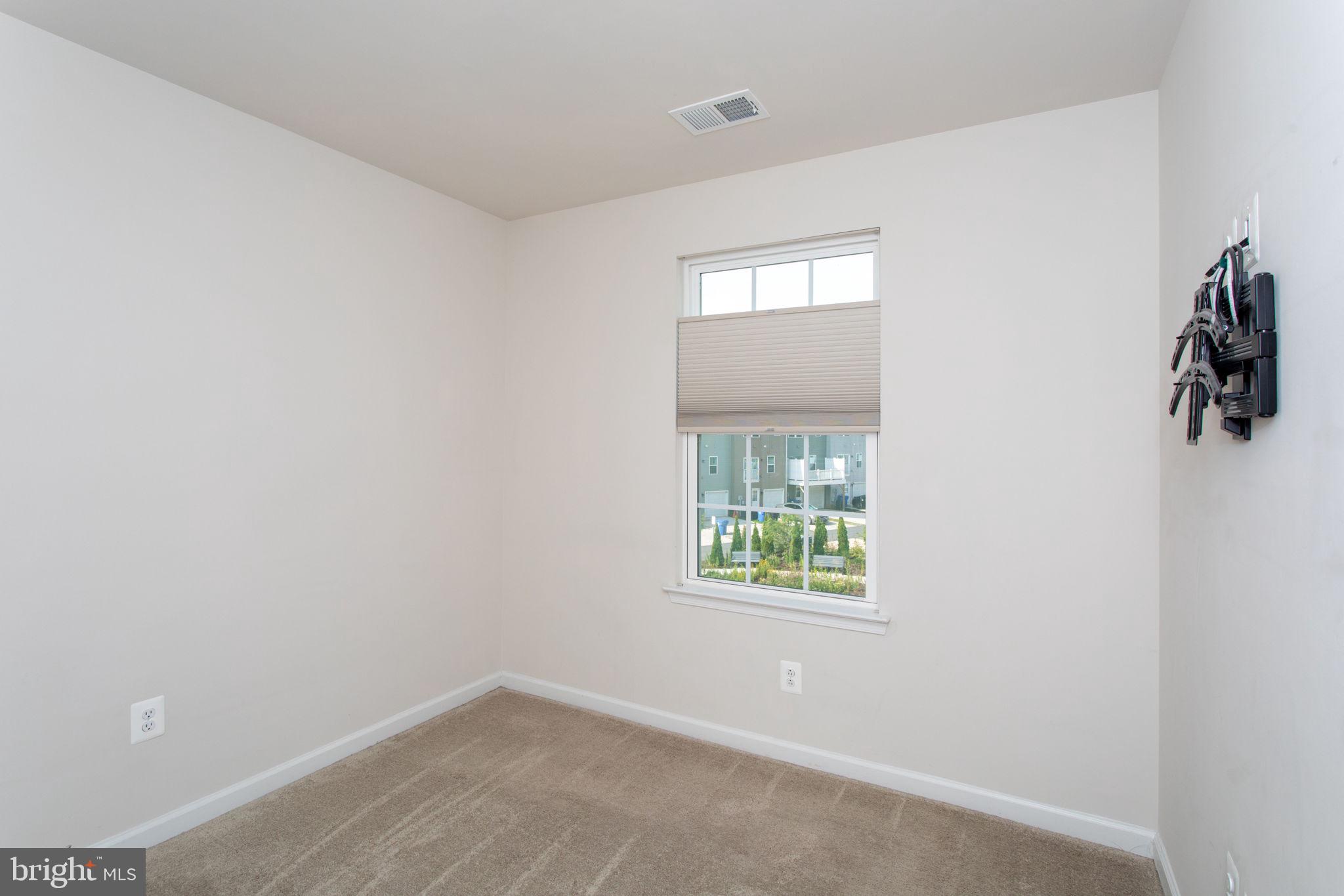 ANCHOR POINT - Residential