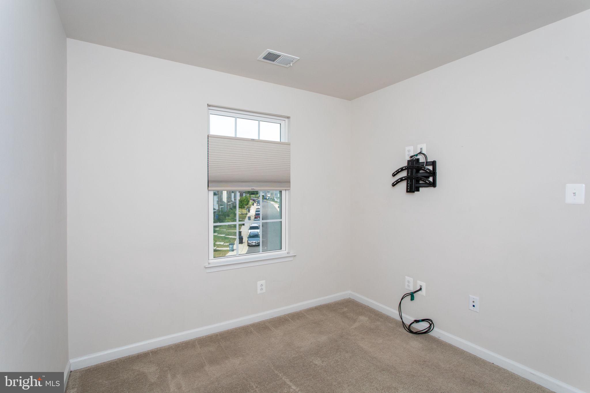 ANCHOR POINT - Residential