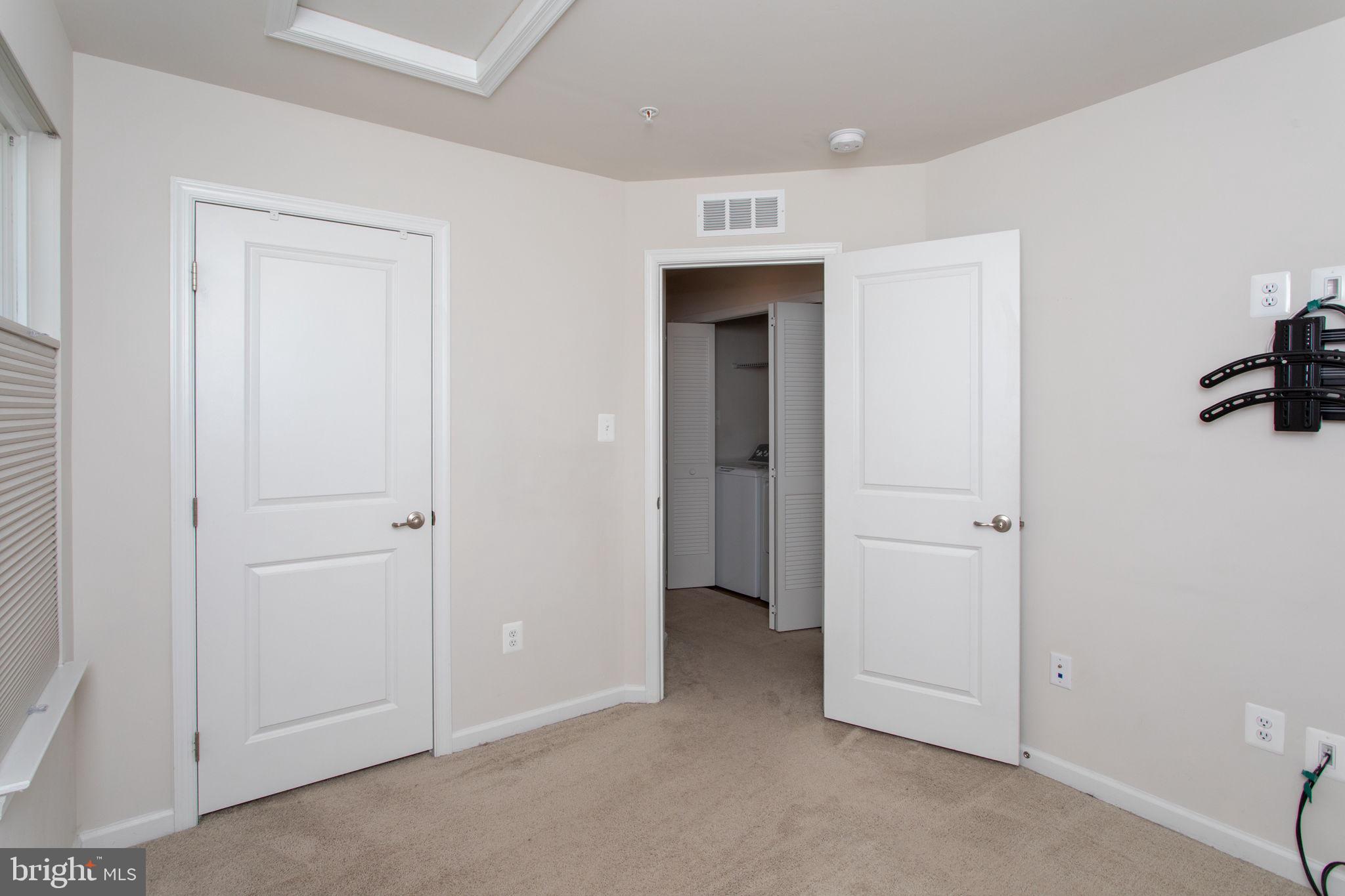 ANCHOR POINT - Residential