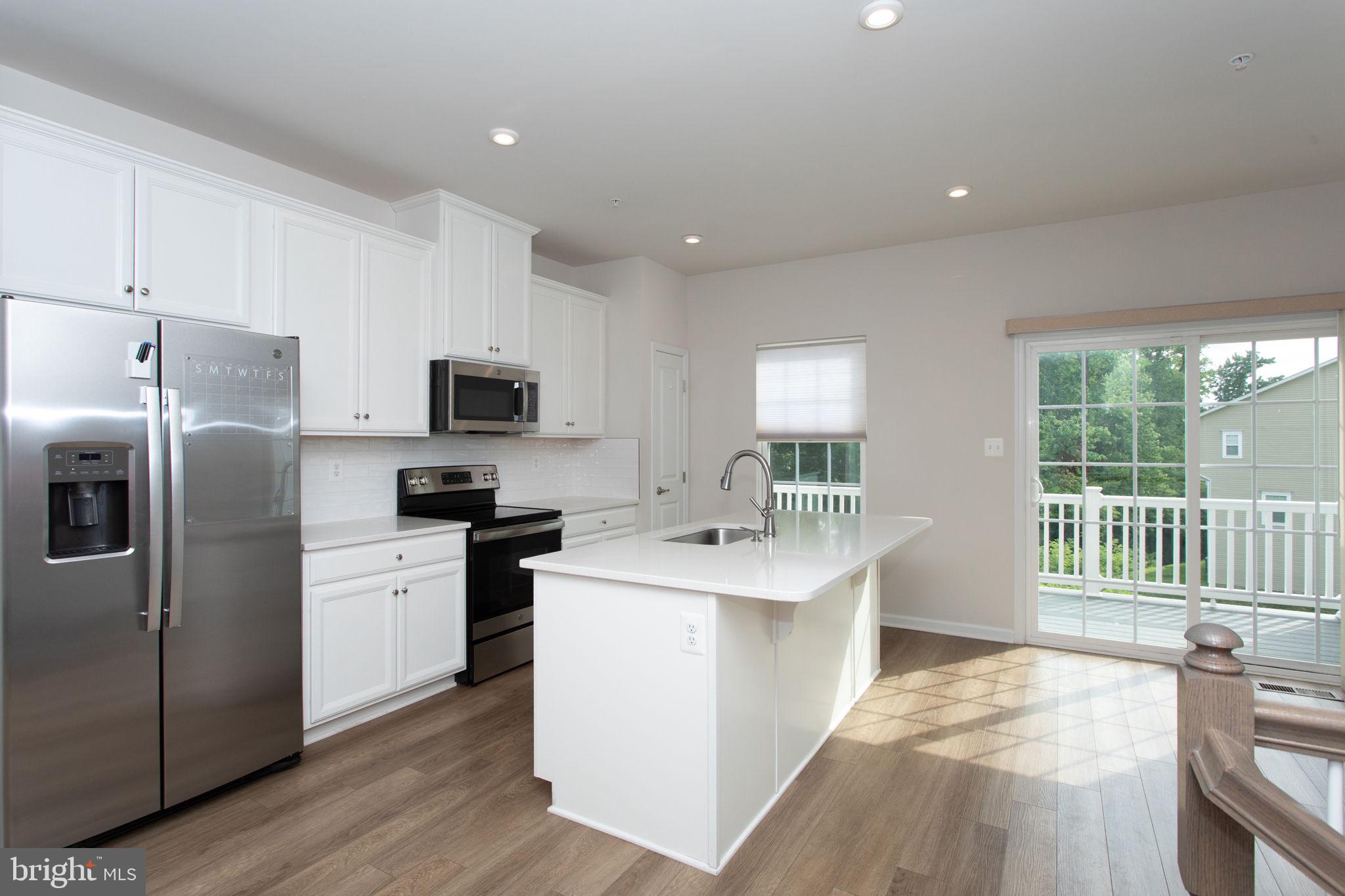 ANCHOR POINT - Residential