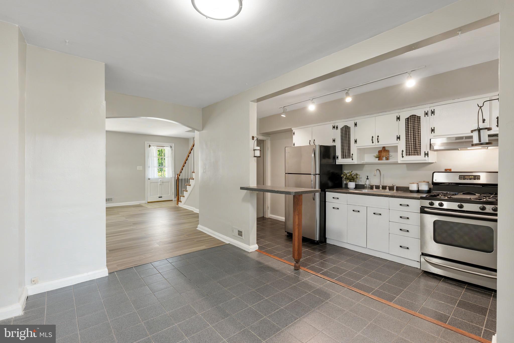 LOCH RAVEN HEIGHTS - Residential