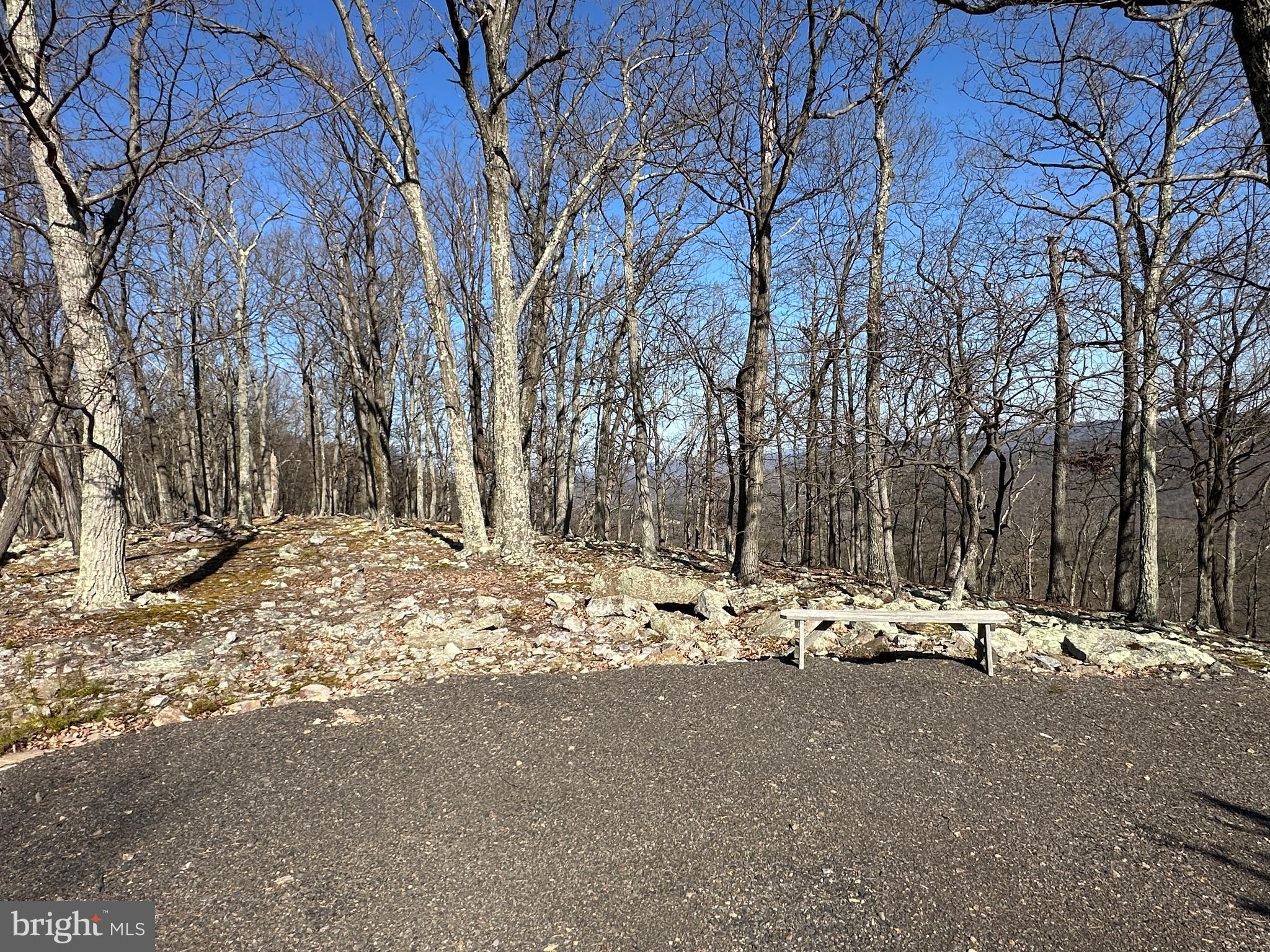 BLUFFS ON THE POTOMAC - Land