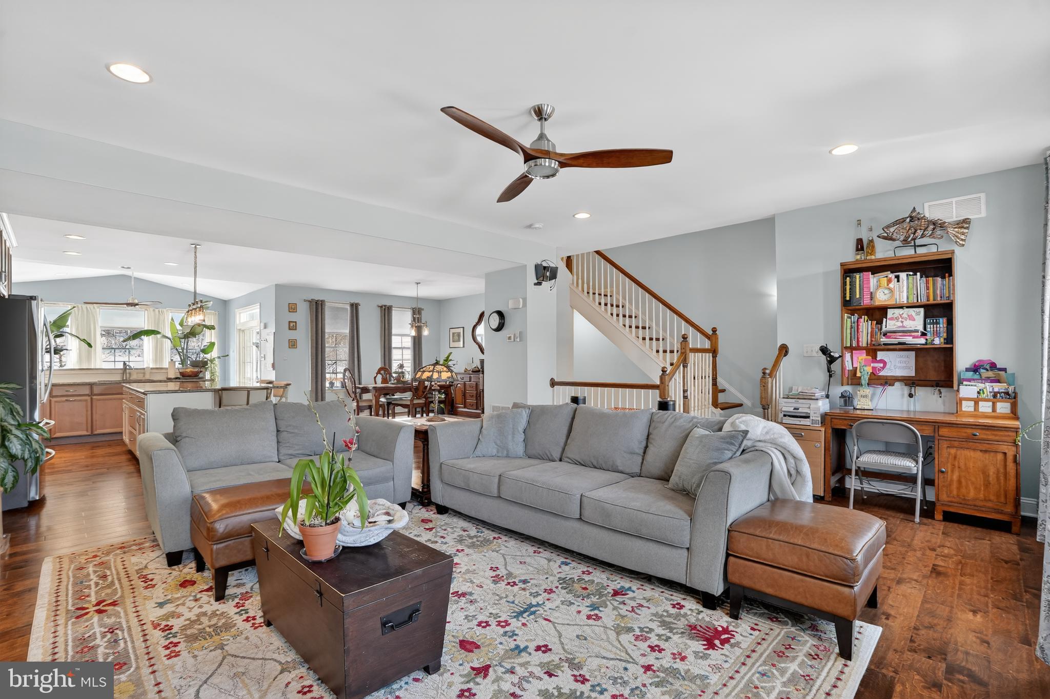 WESTHAMPTON - Residential