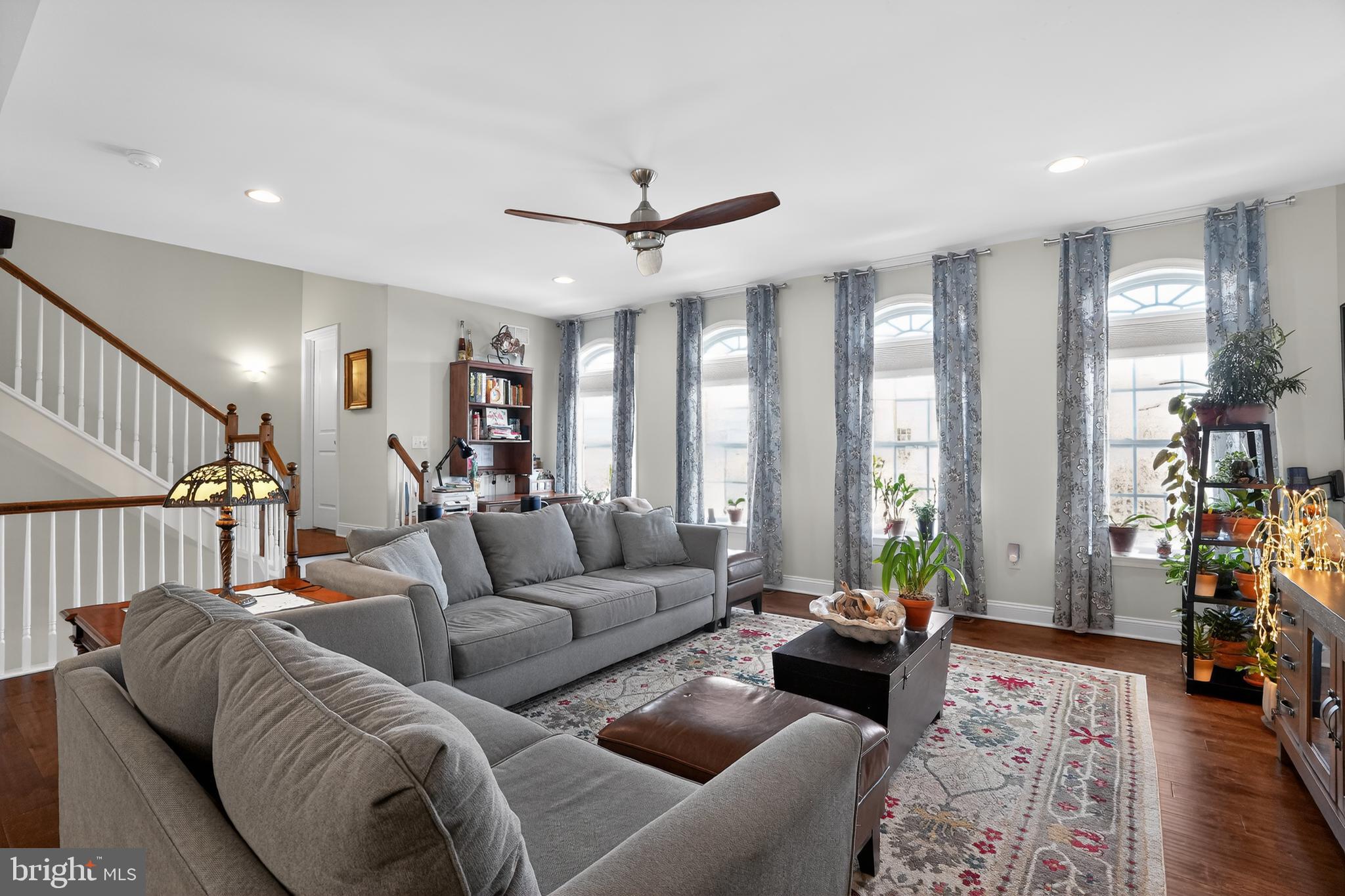 WESTHAMPTON - Residential