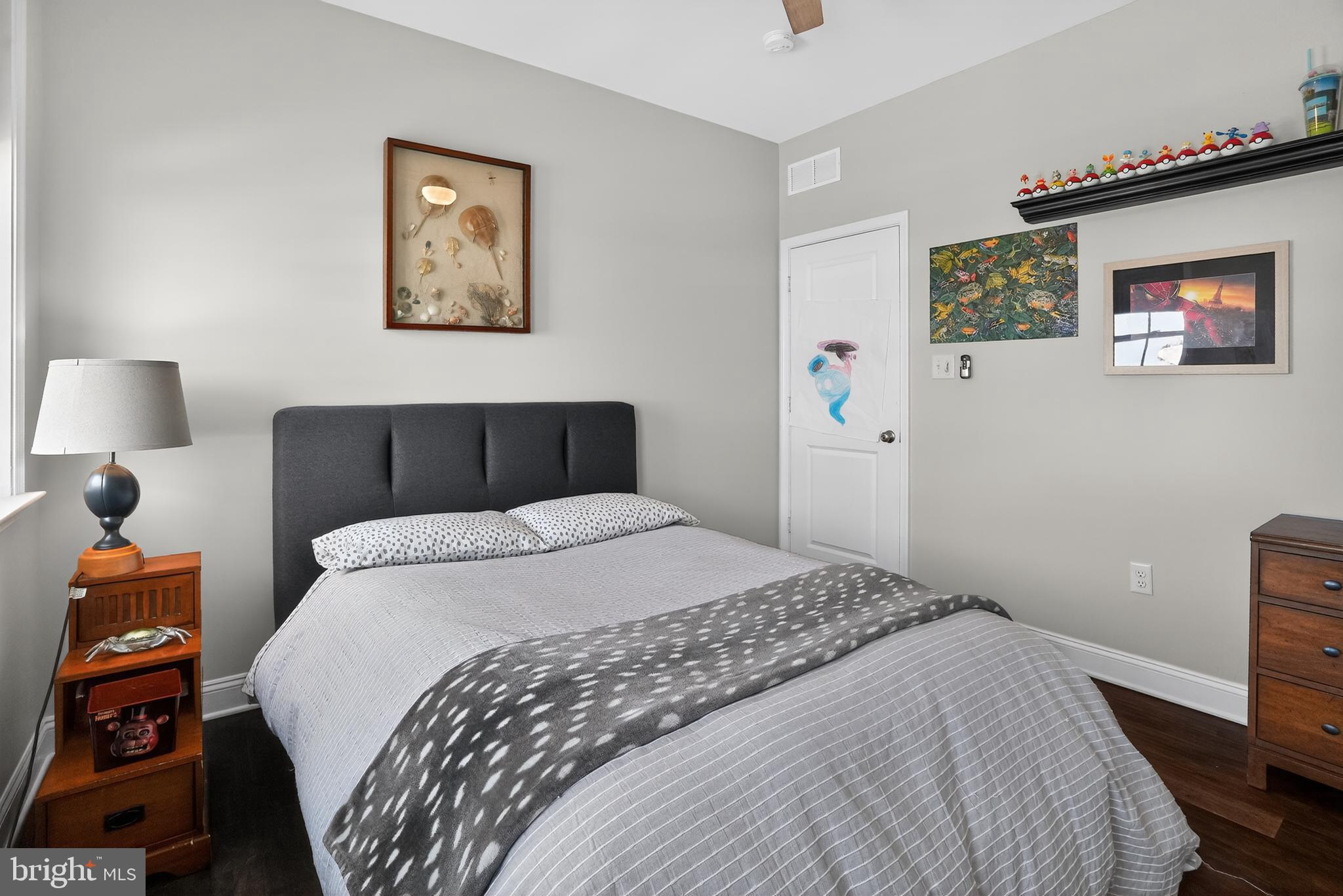 WESTHAMPTON - Residential