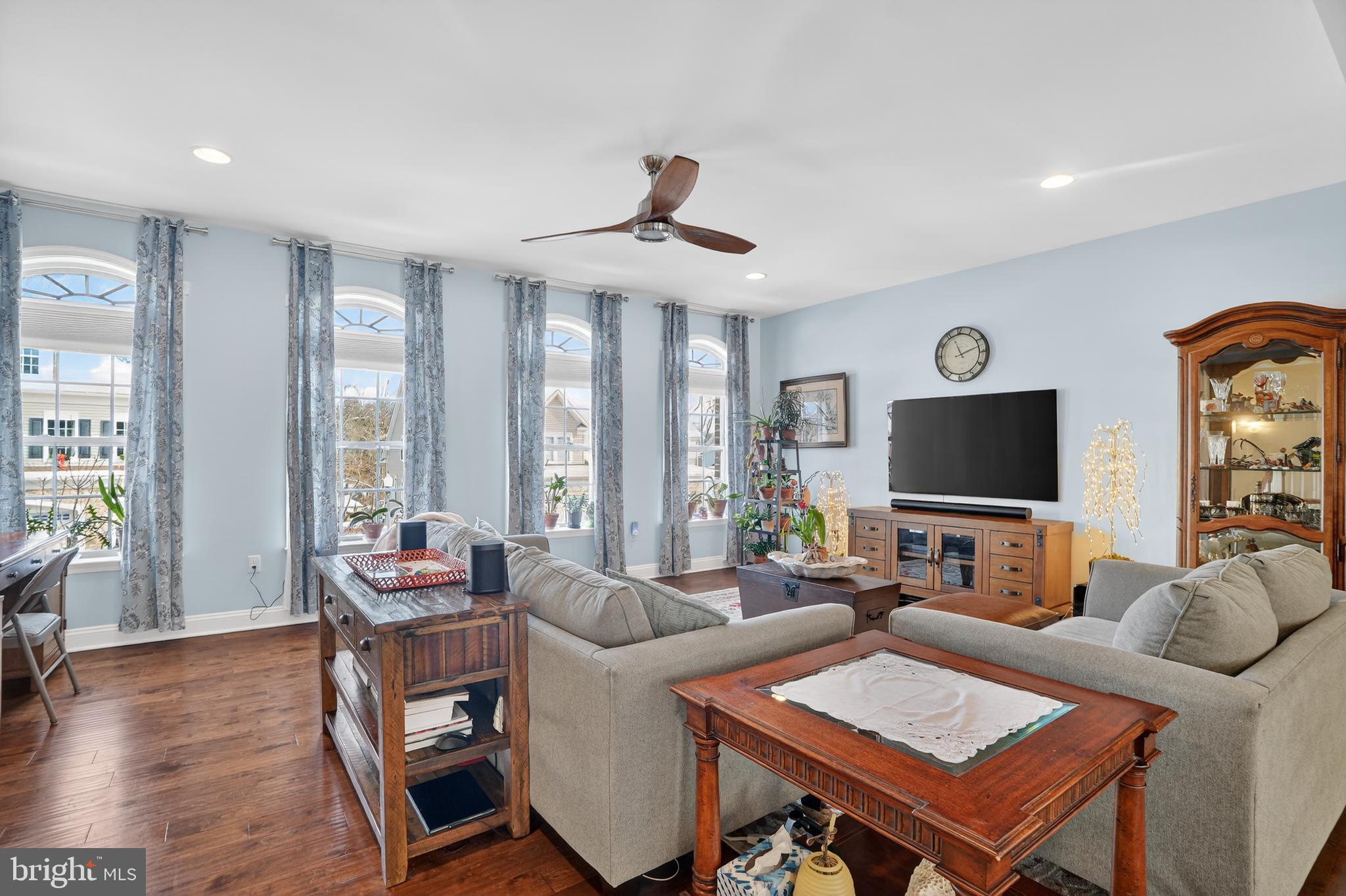 WESTHAMPTON - Residential
