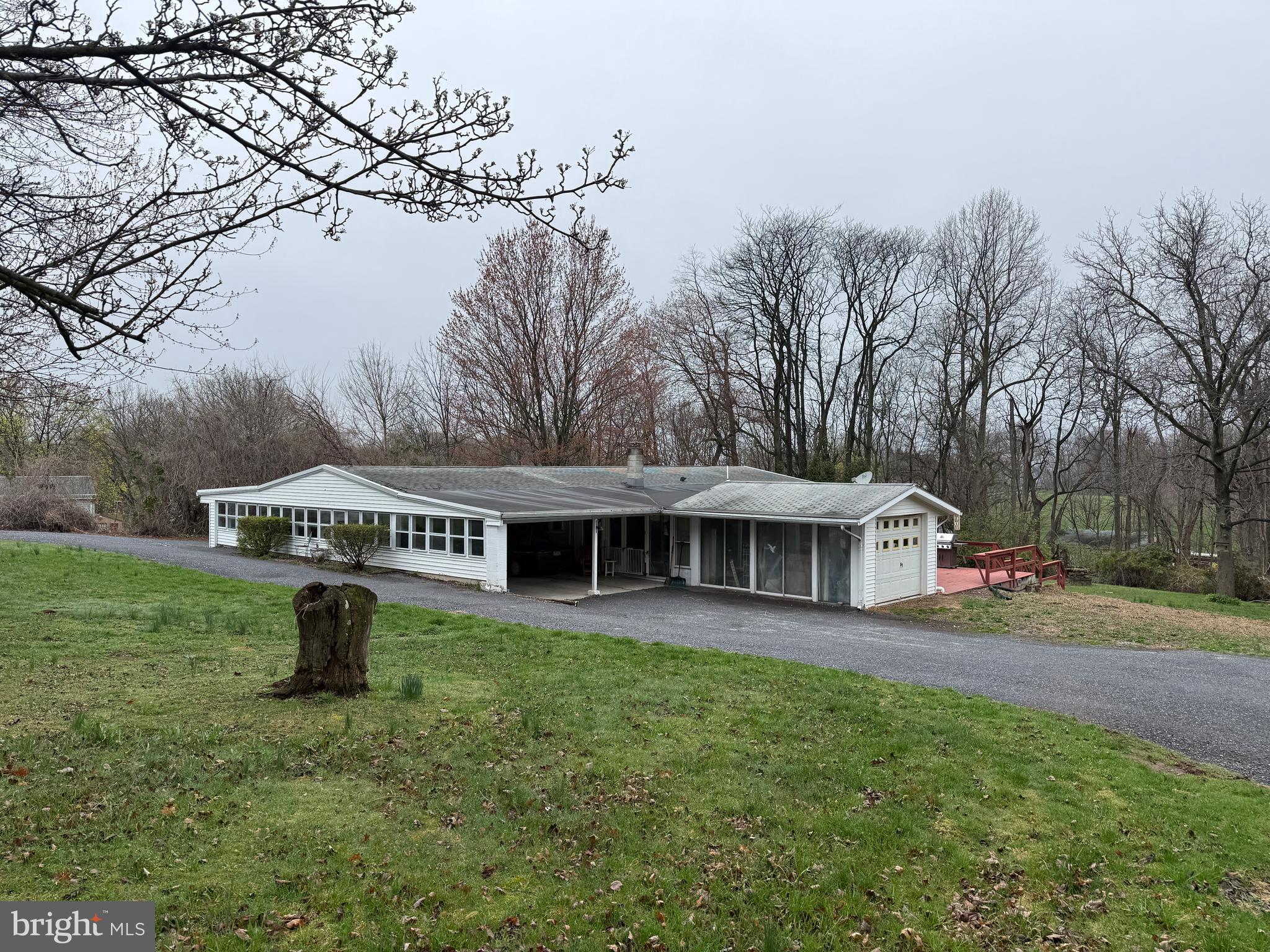 SOUTH LONDONDERRY - Residential