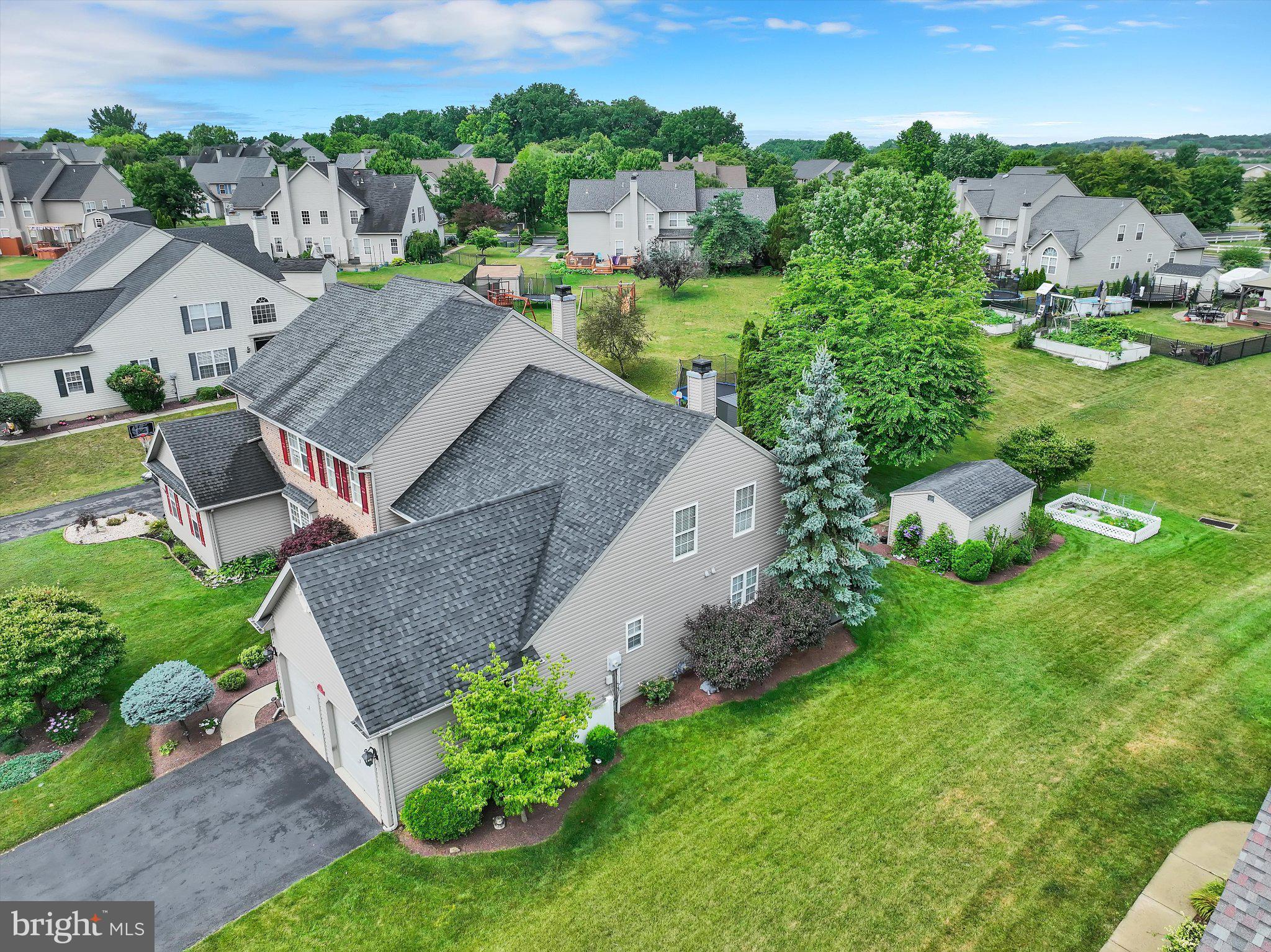 ROLLING MEADOWS - Residential