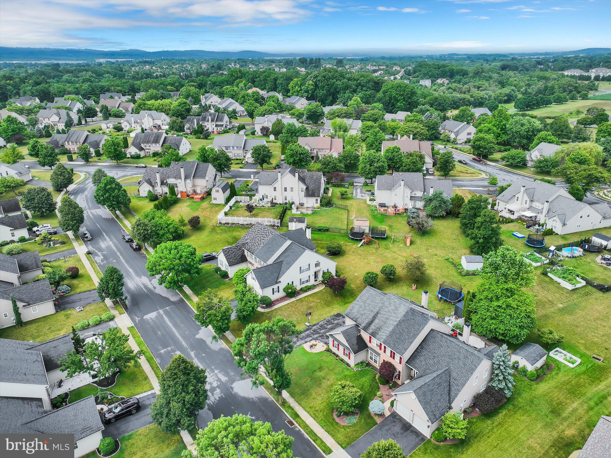 ROLLING MEADOWS - Residential