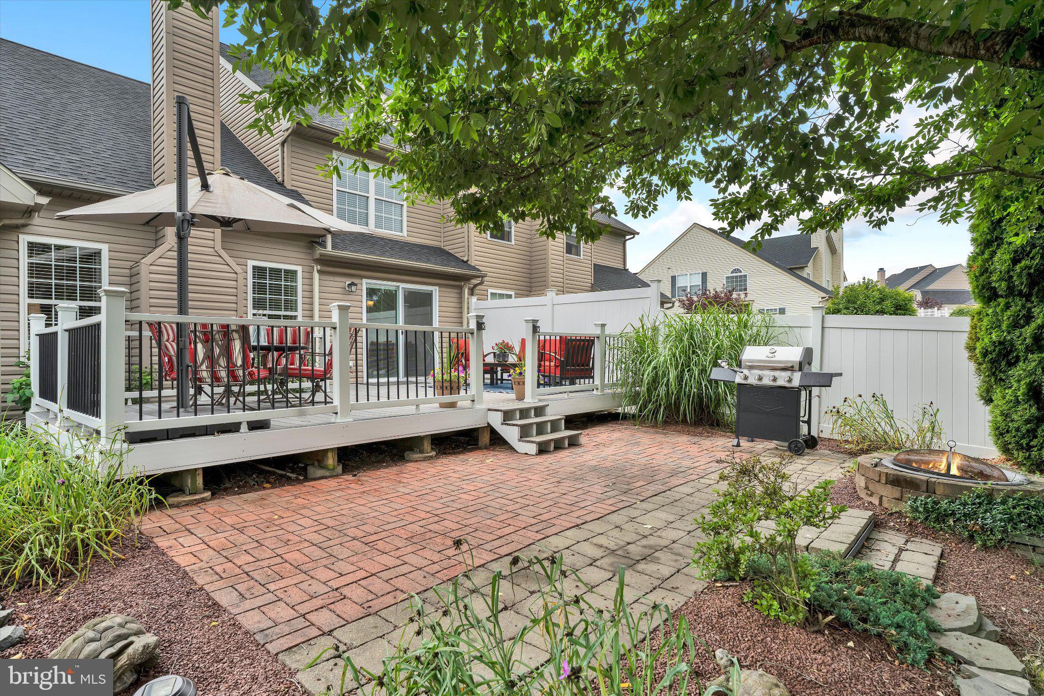 ROLLING MEADOWS - Residential