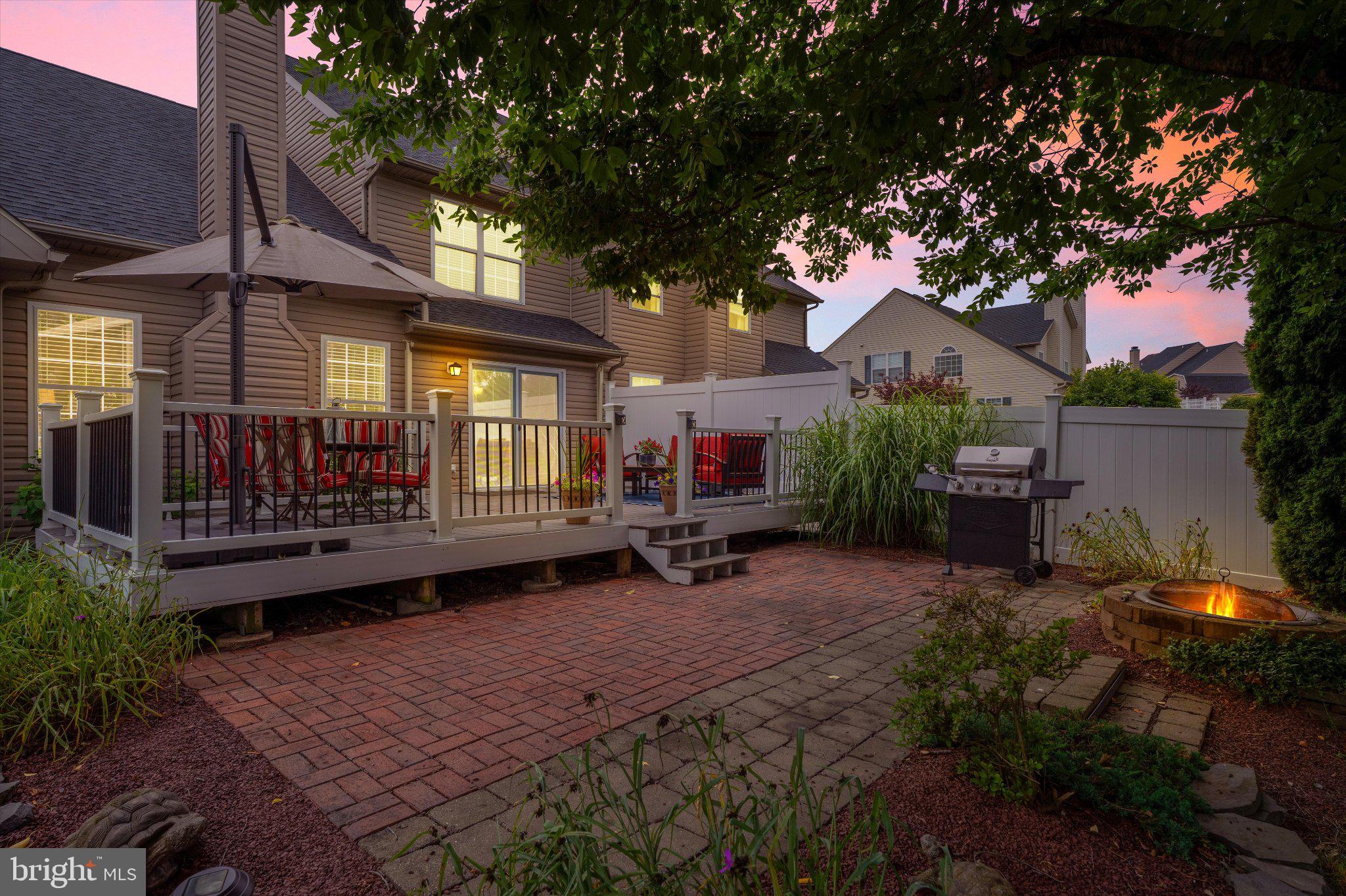 ROLLING MEADOWS - Residential