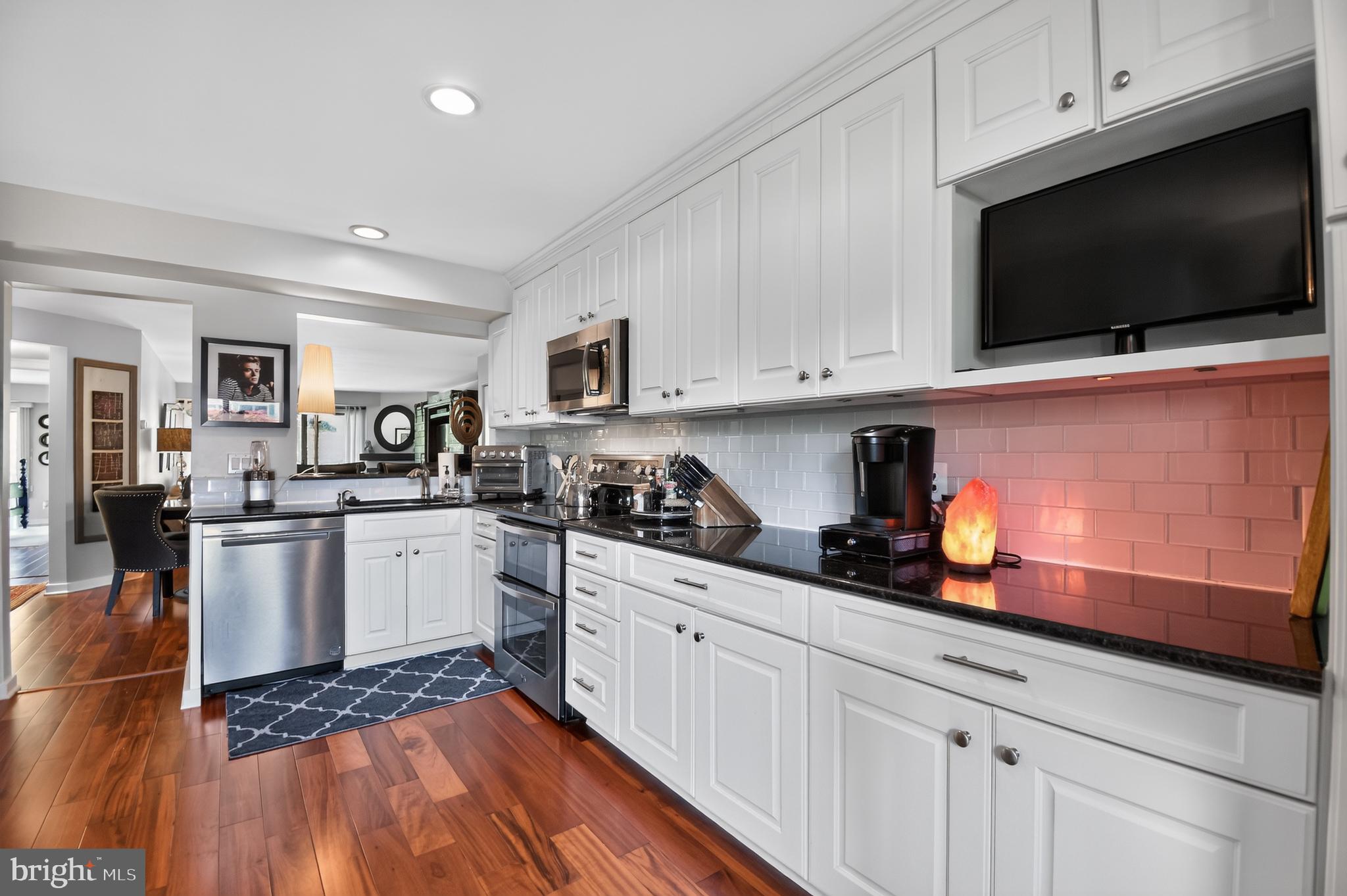 CHESAPEAKE HARBOUR - Residential