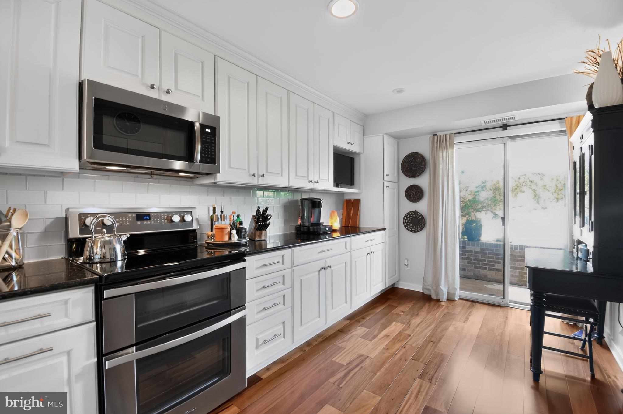 CHESAPEAKE HARBOUR - Residential