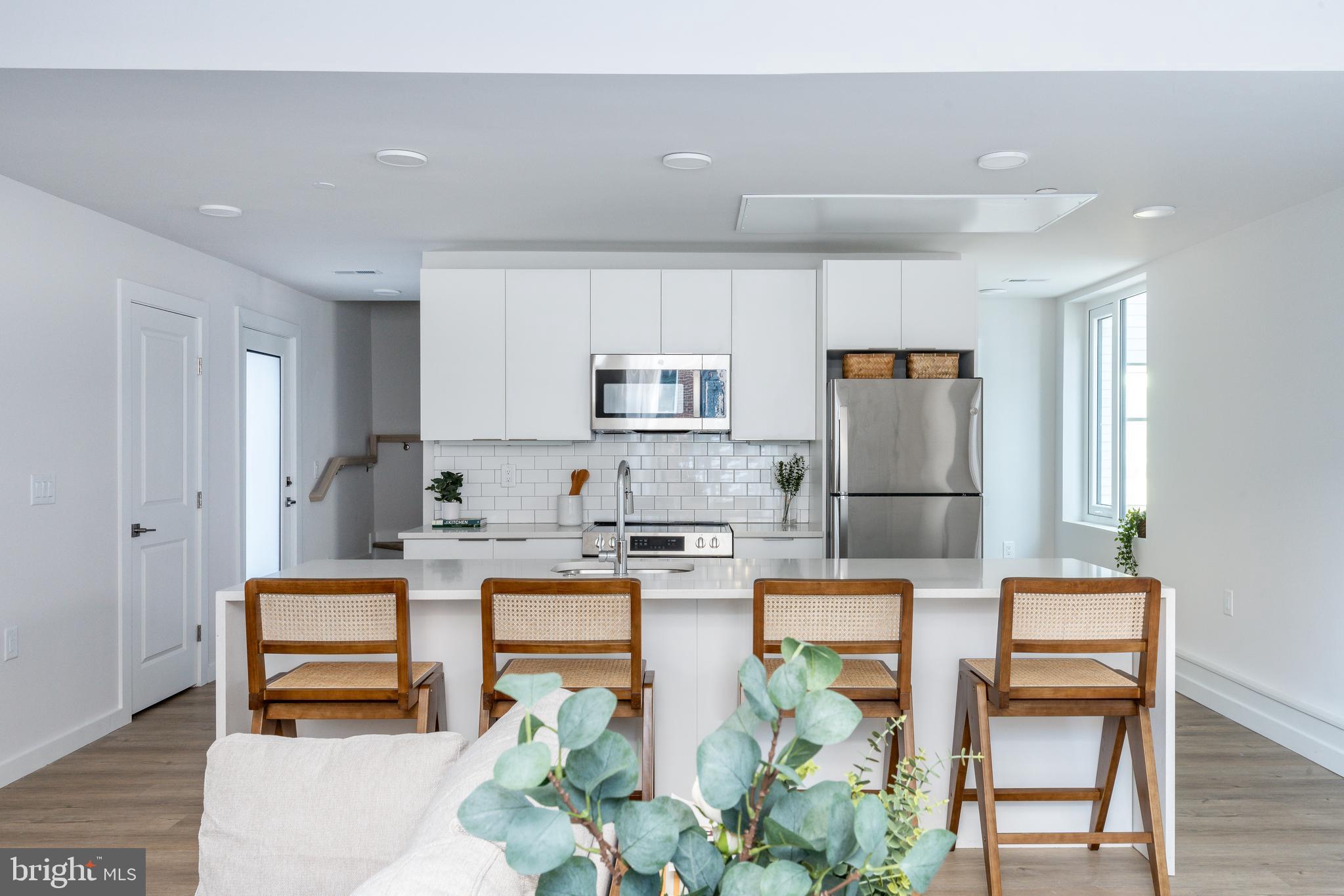 FISHTOWN - Residential Lease