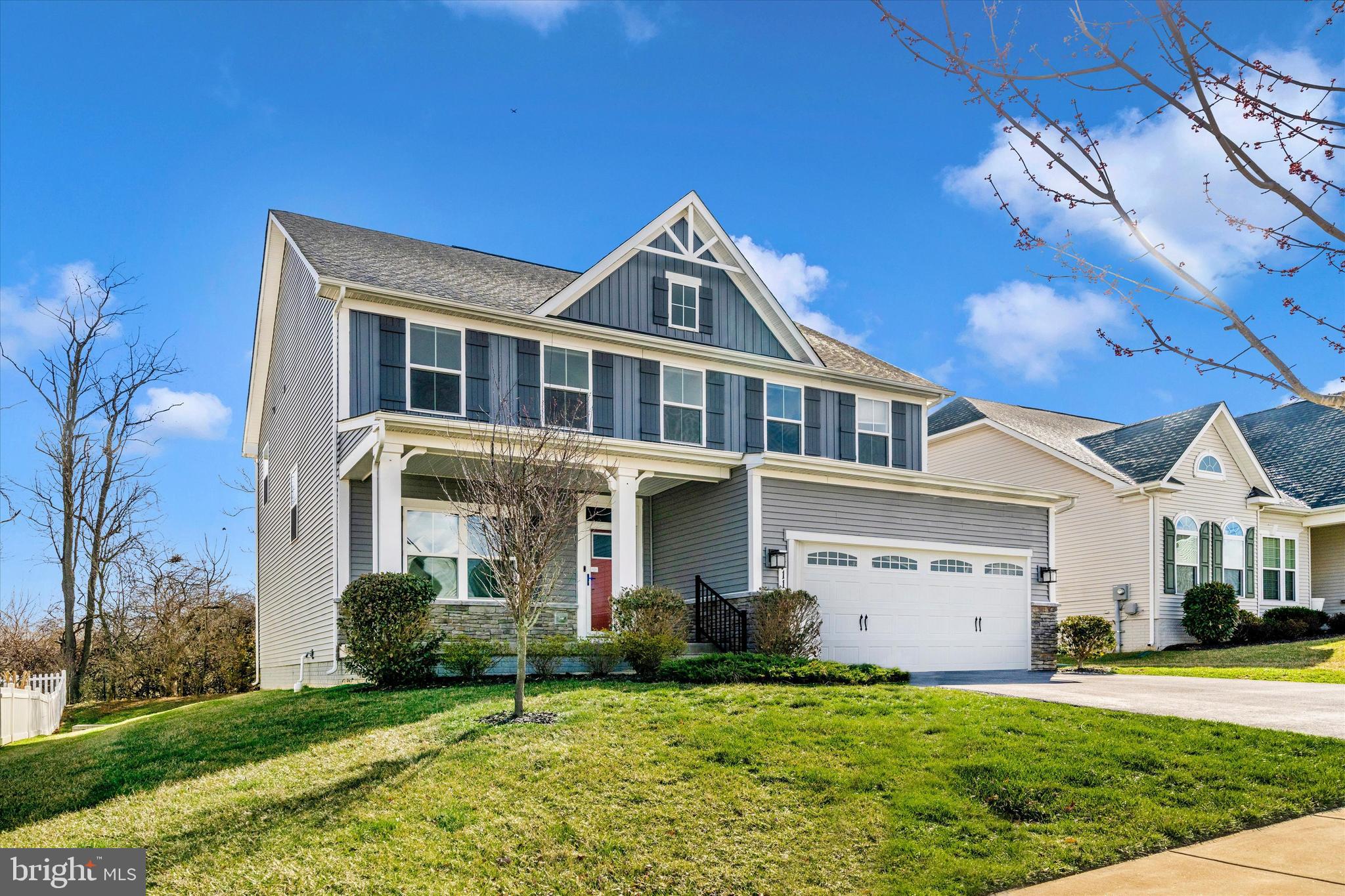 WOODBOURNE MANOR - Residential
