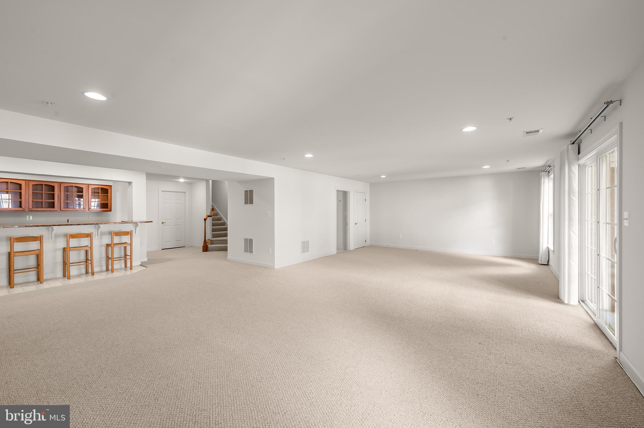 ELLICOTT MEADOWS - Residential