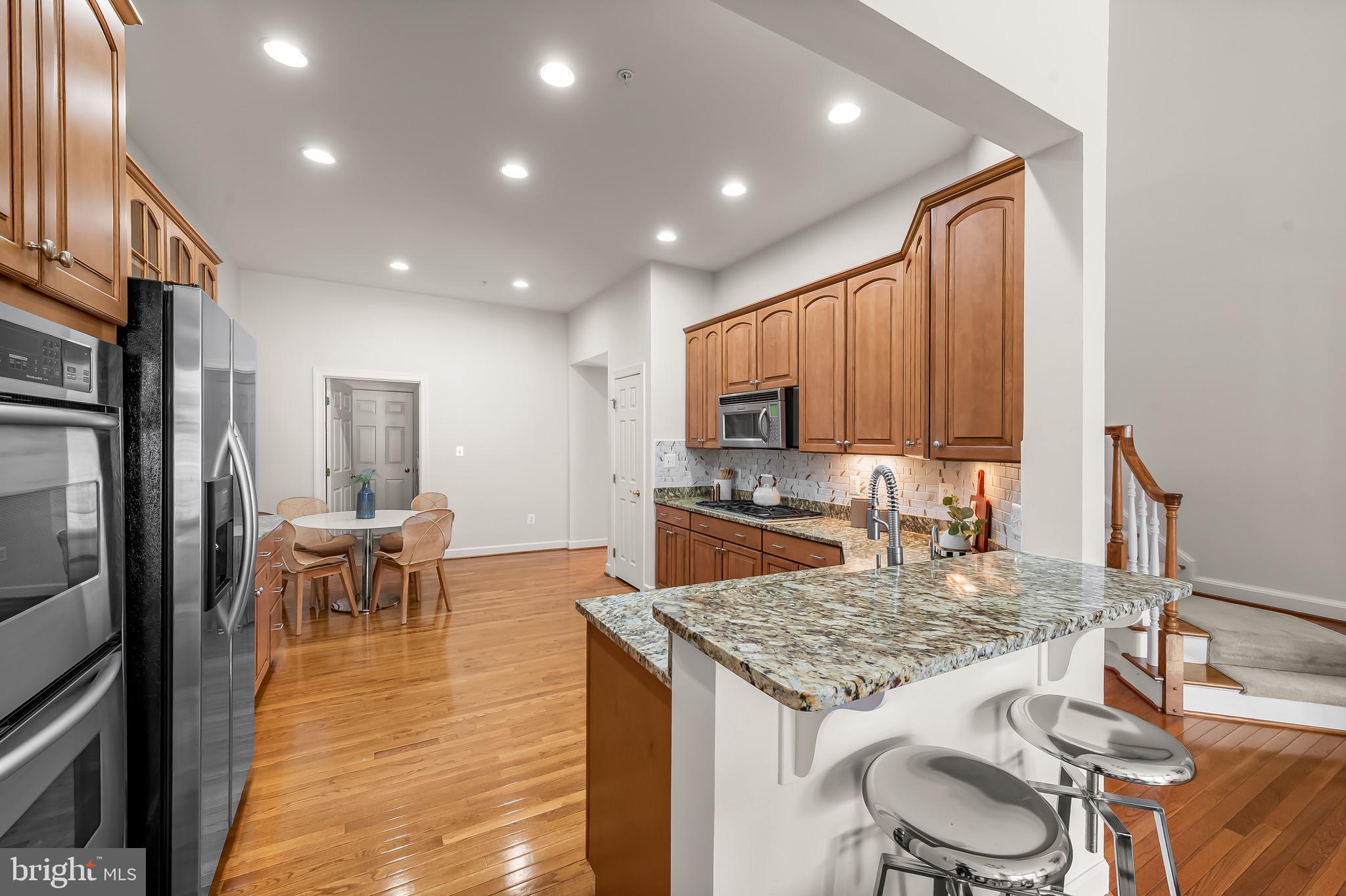ELLICOTT MEADOWS - Residential