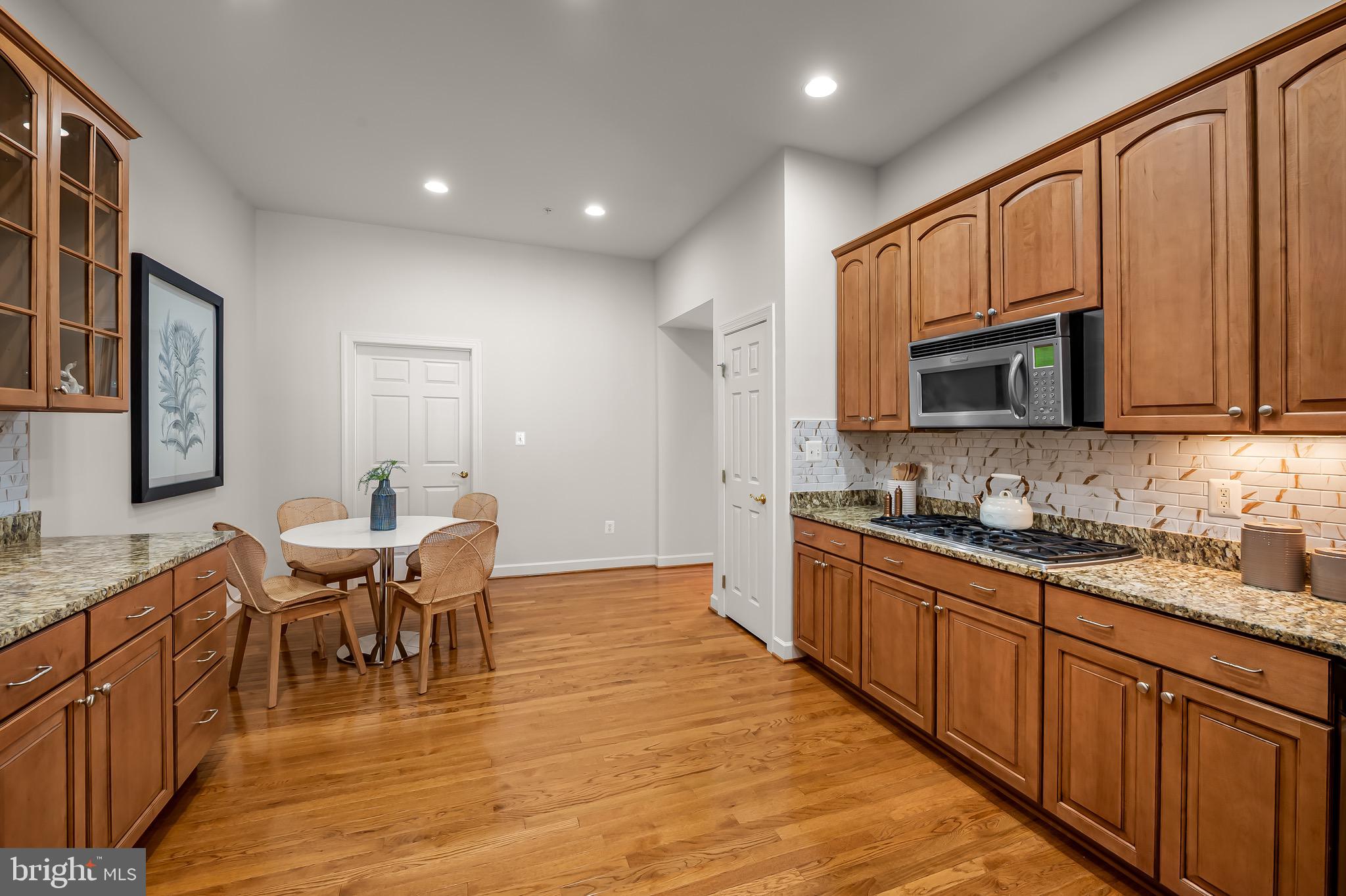 ELLICOTT MEADOWS - Residential