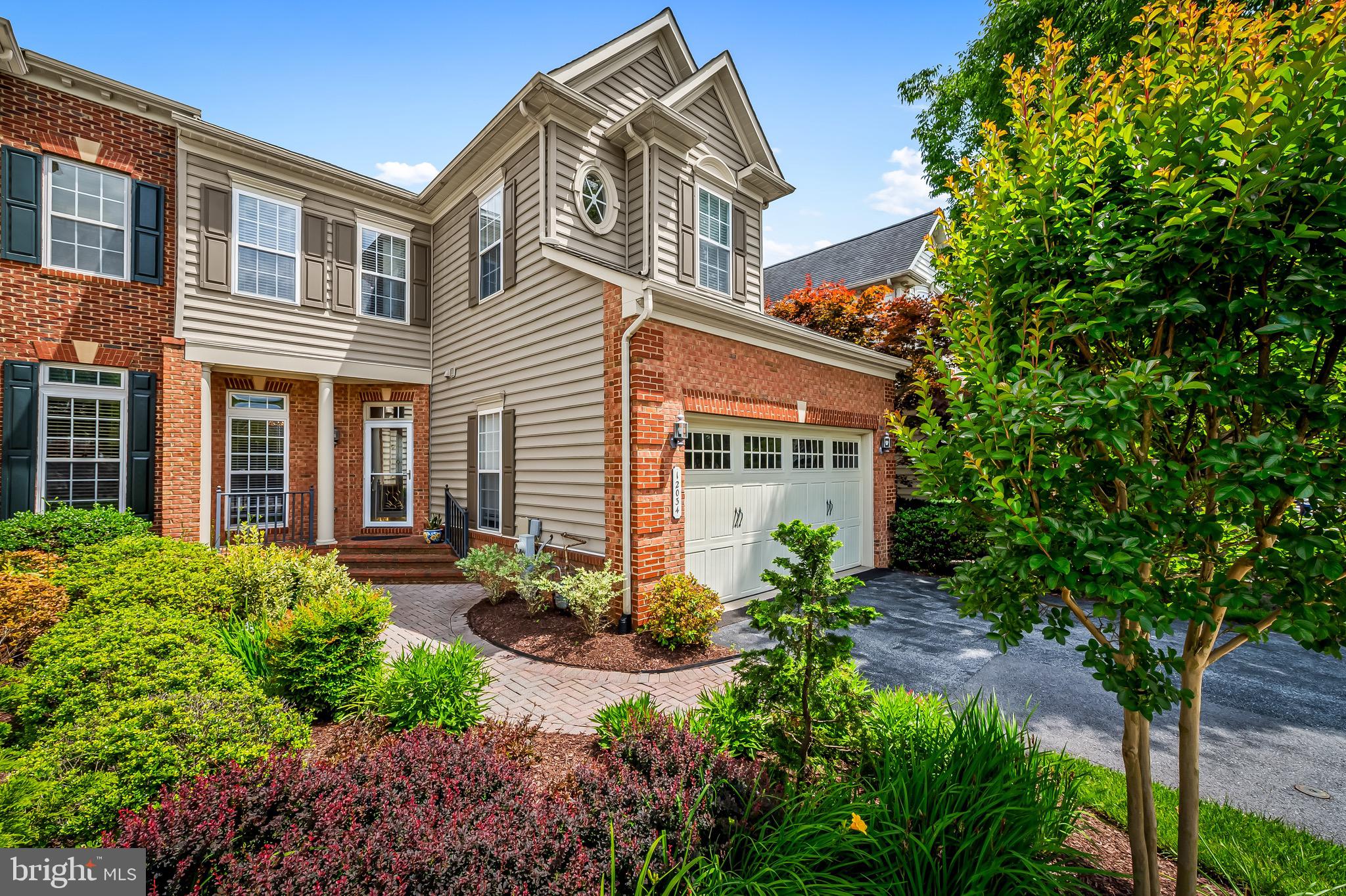 ELLICOTT MEADOWS - Residential