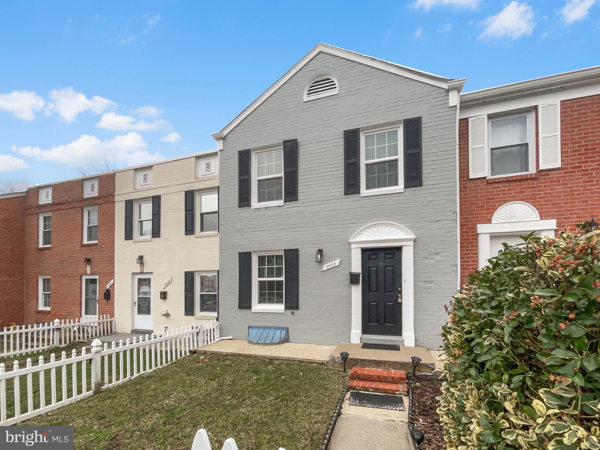 GEORGETOWN VILLAGE - Residential