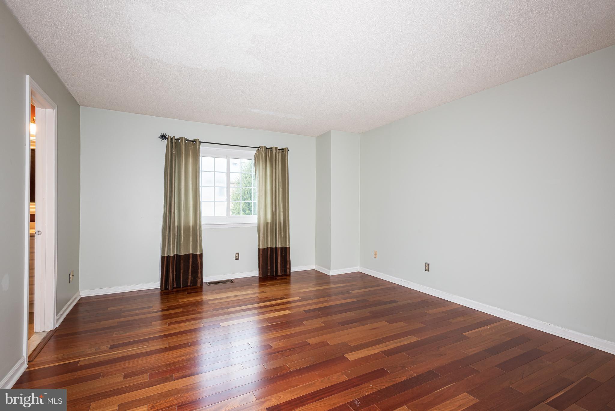 CHESTERBROOK - Residential Lease