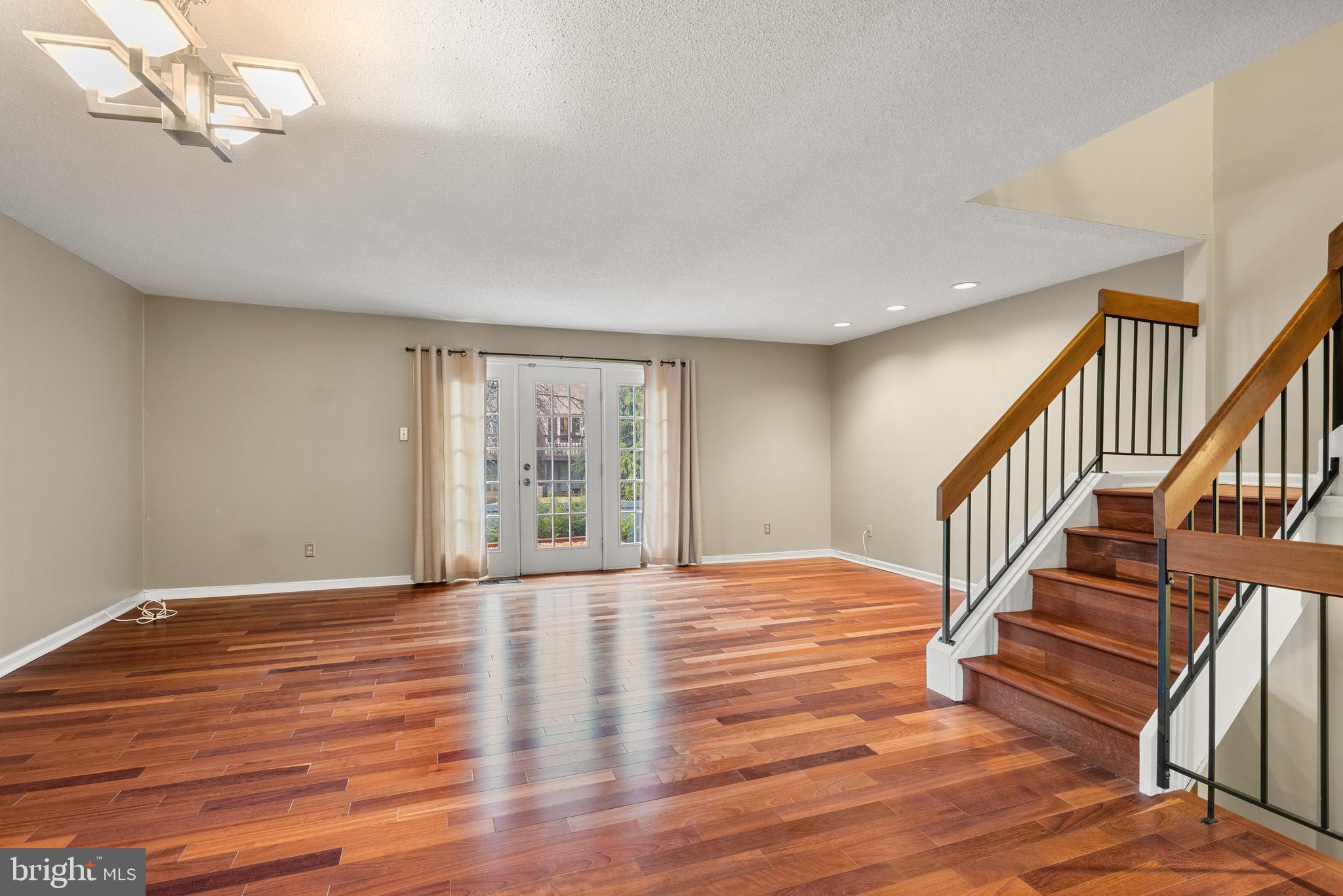 CHESTERBROOK - Residential Lease