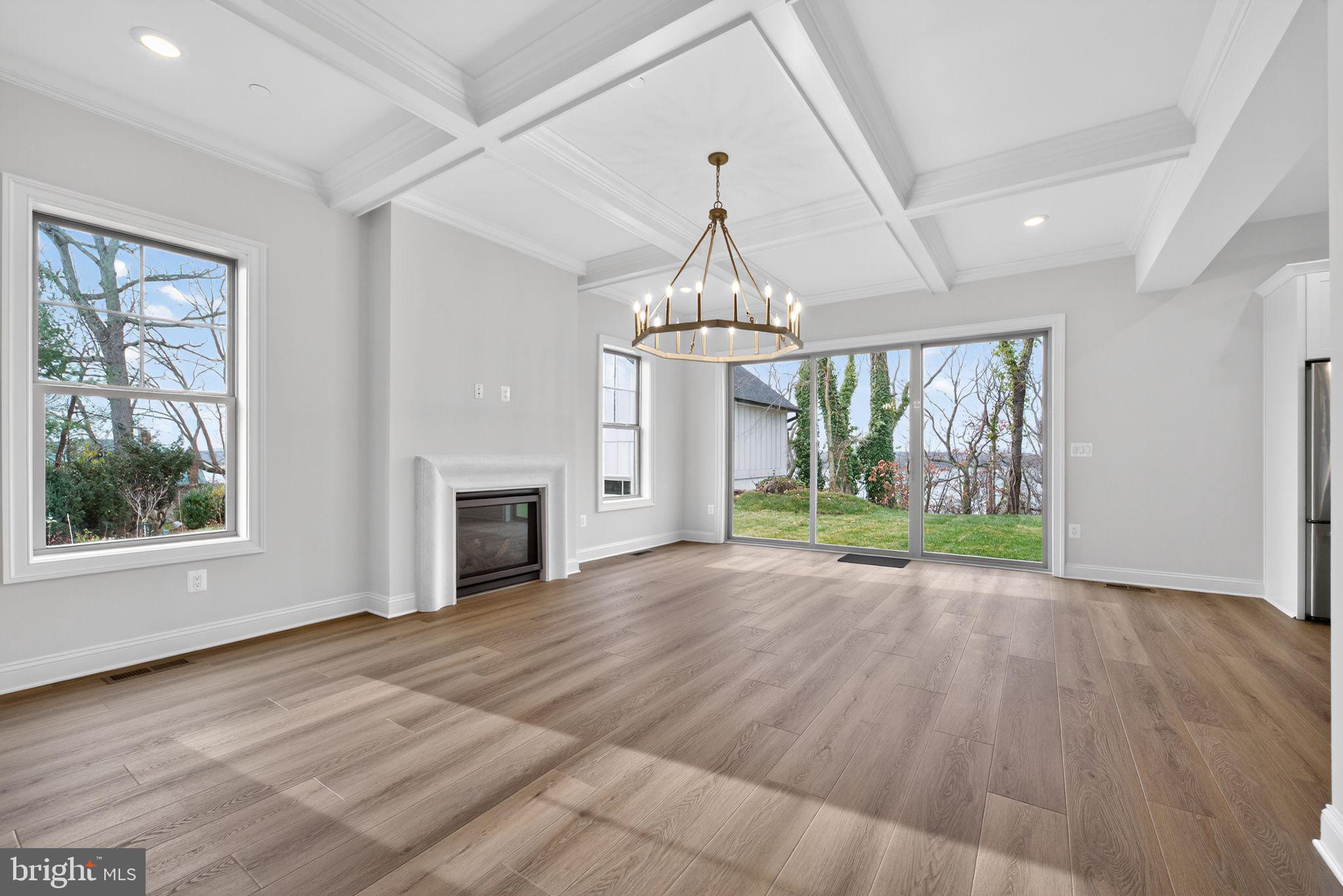 ROUND BAY - Residential