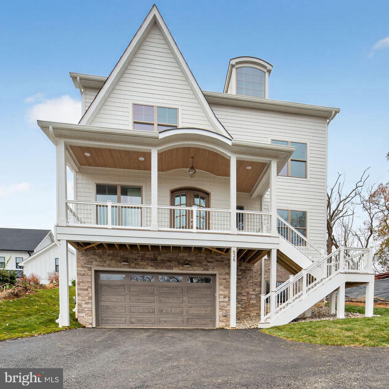 ROUND BAY - Residential