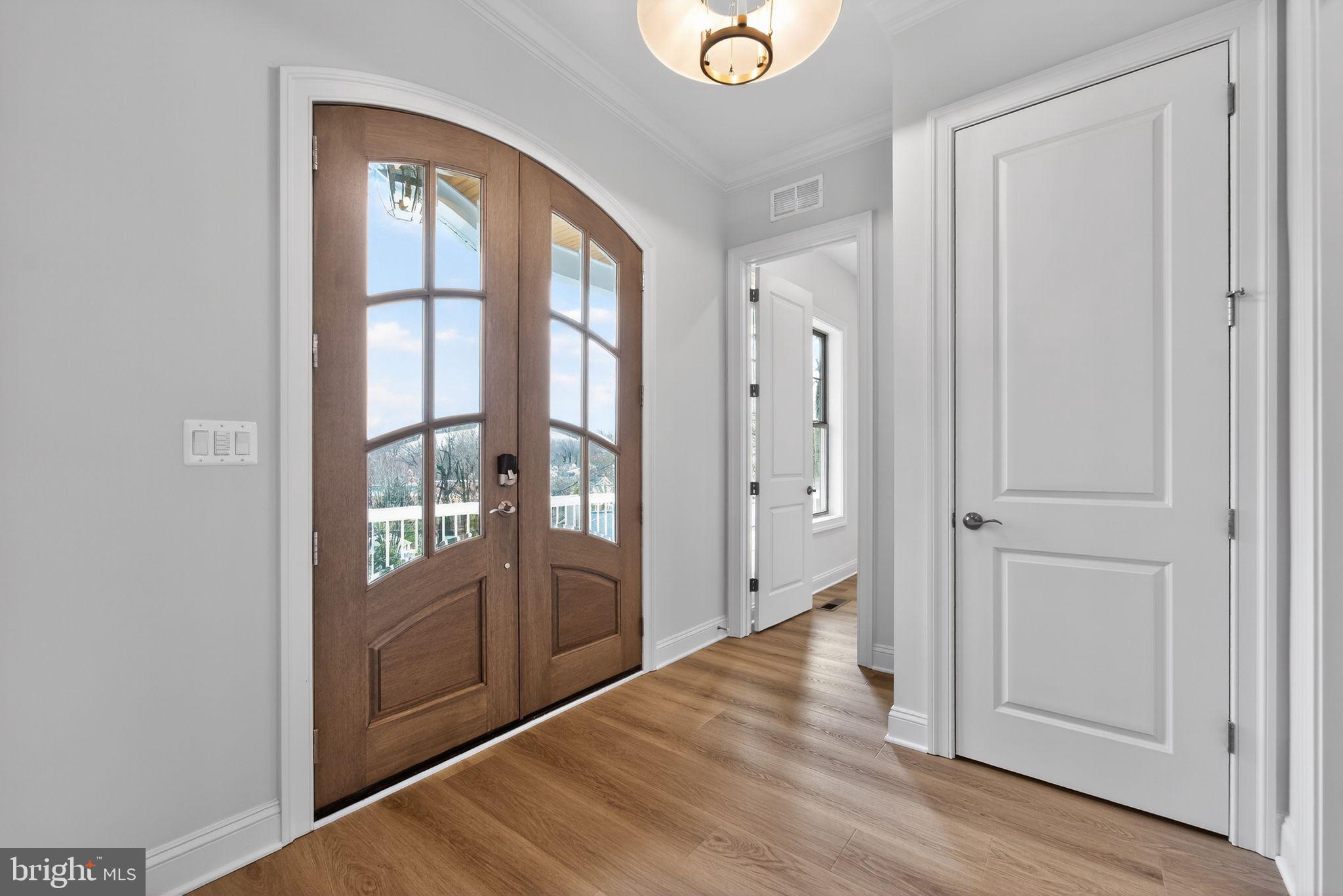 ROUND BAY - Residential
